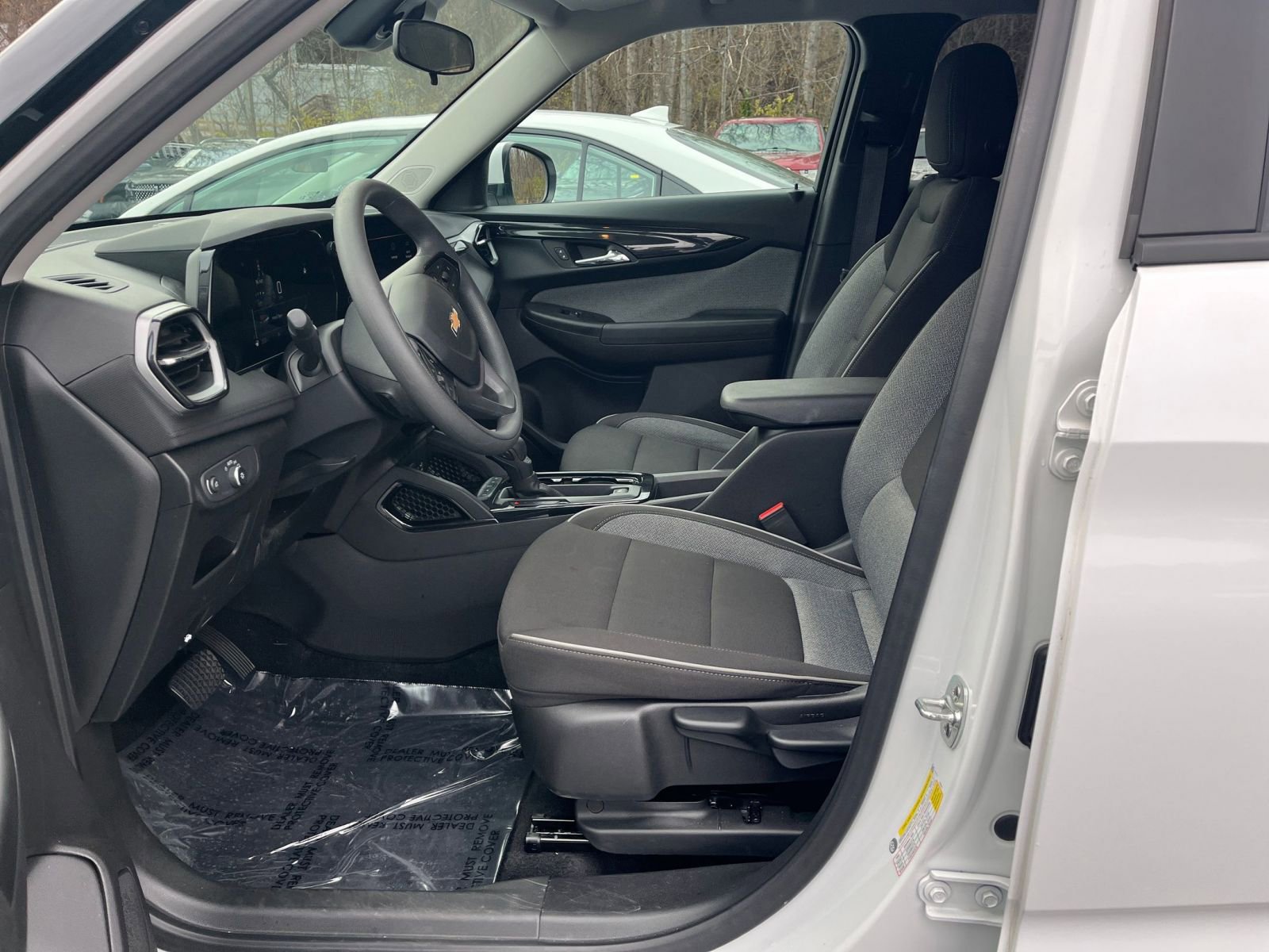 Thumbnail: 2025 Chevrolet TrailBlazer - 21