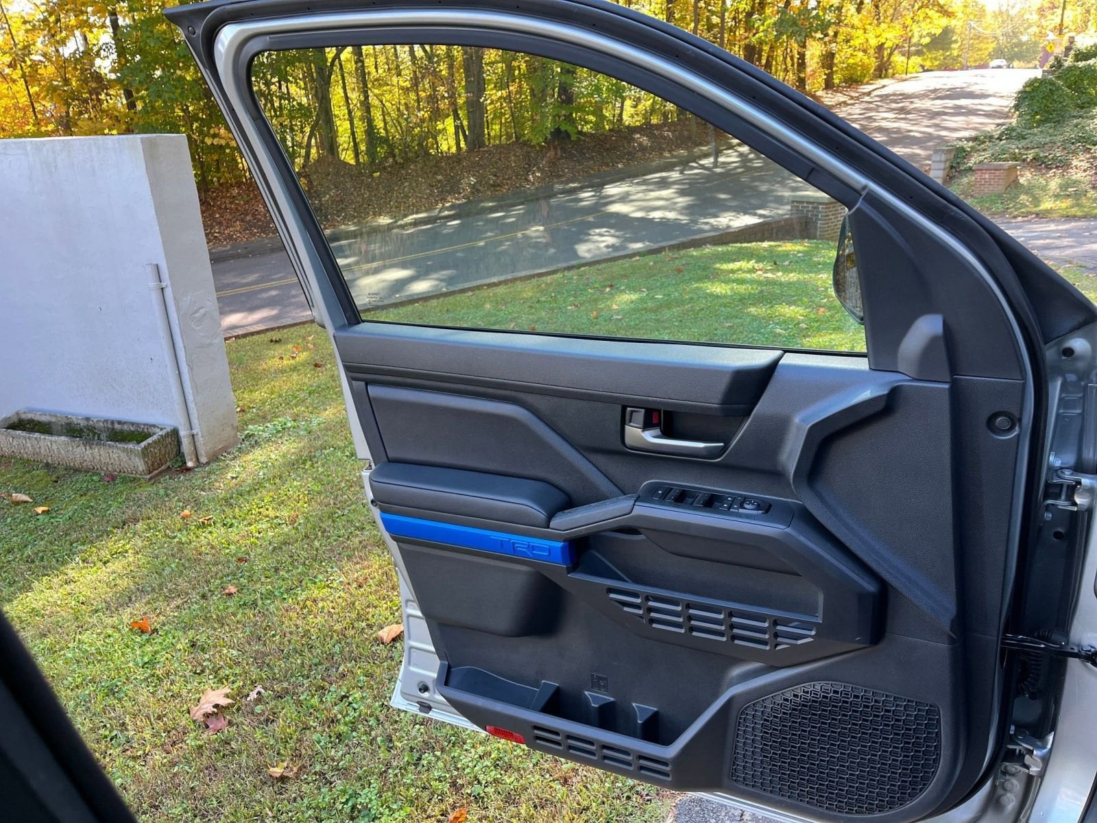 Thumbnail: 2025 Toyota Tacoma - 18