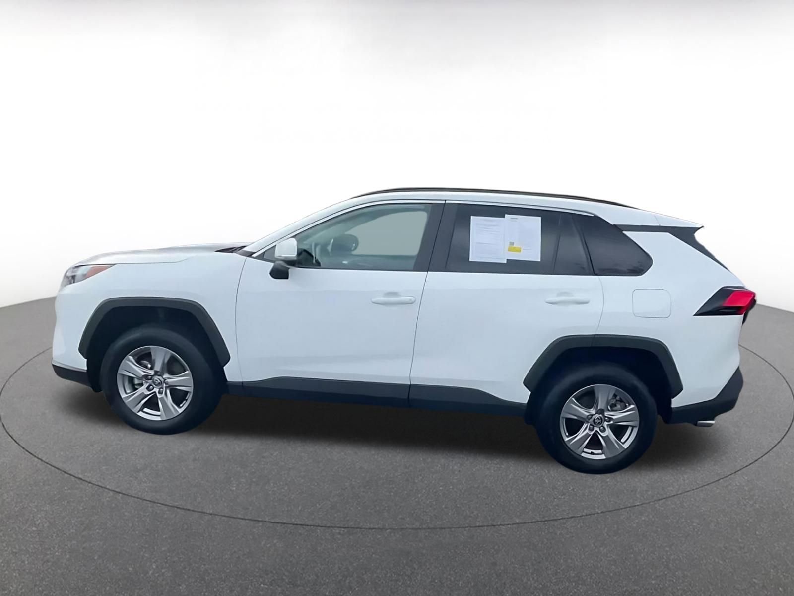 Thumbnail: 2025 Toyota RAV4 - 9