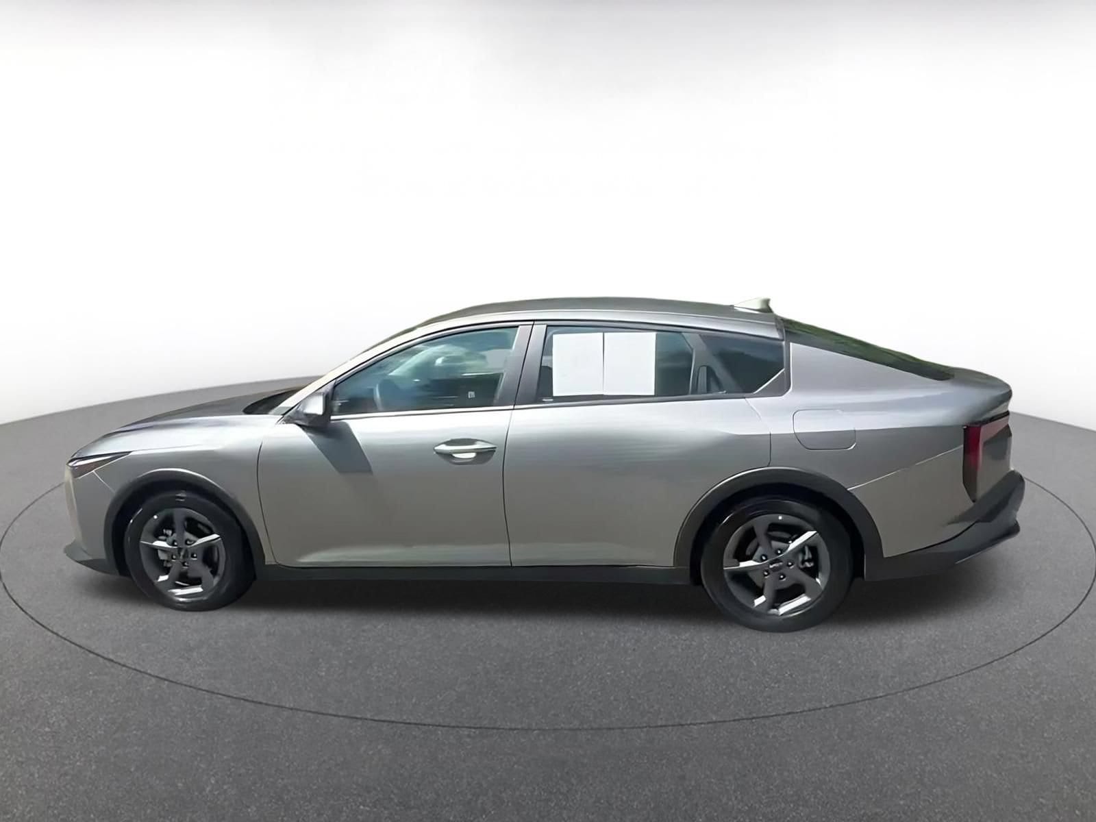 Thumbnail: 2026 Kia K4 - 8