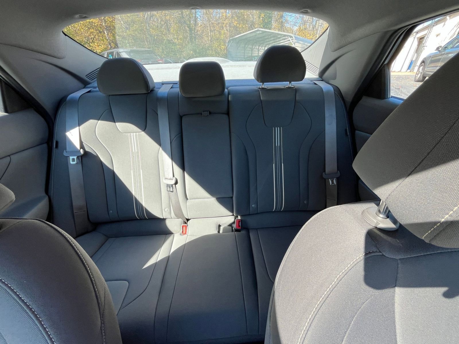 Thumbnail: 2025 Hyundai Elantra - 33