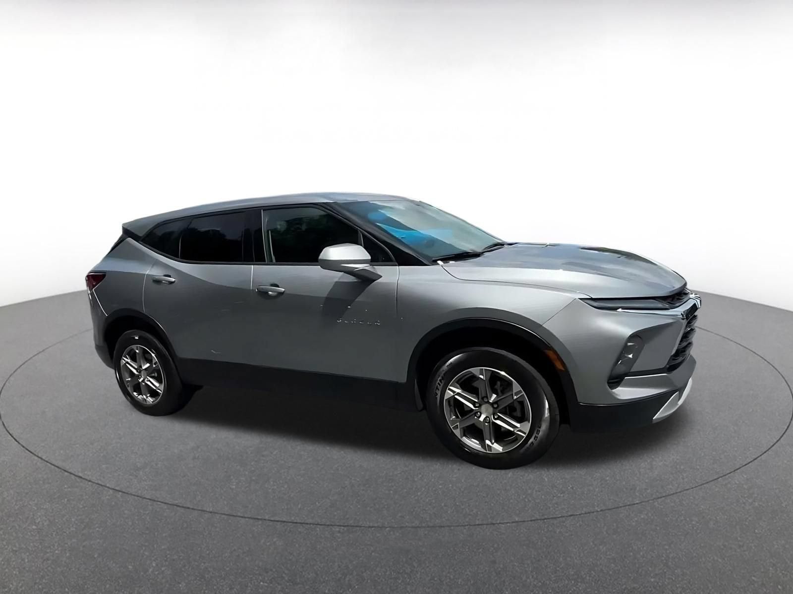 Thumbnail: 2026 Chevrolet Blazer - 2