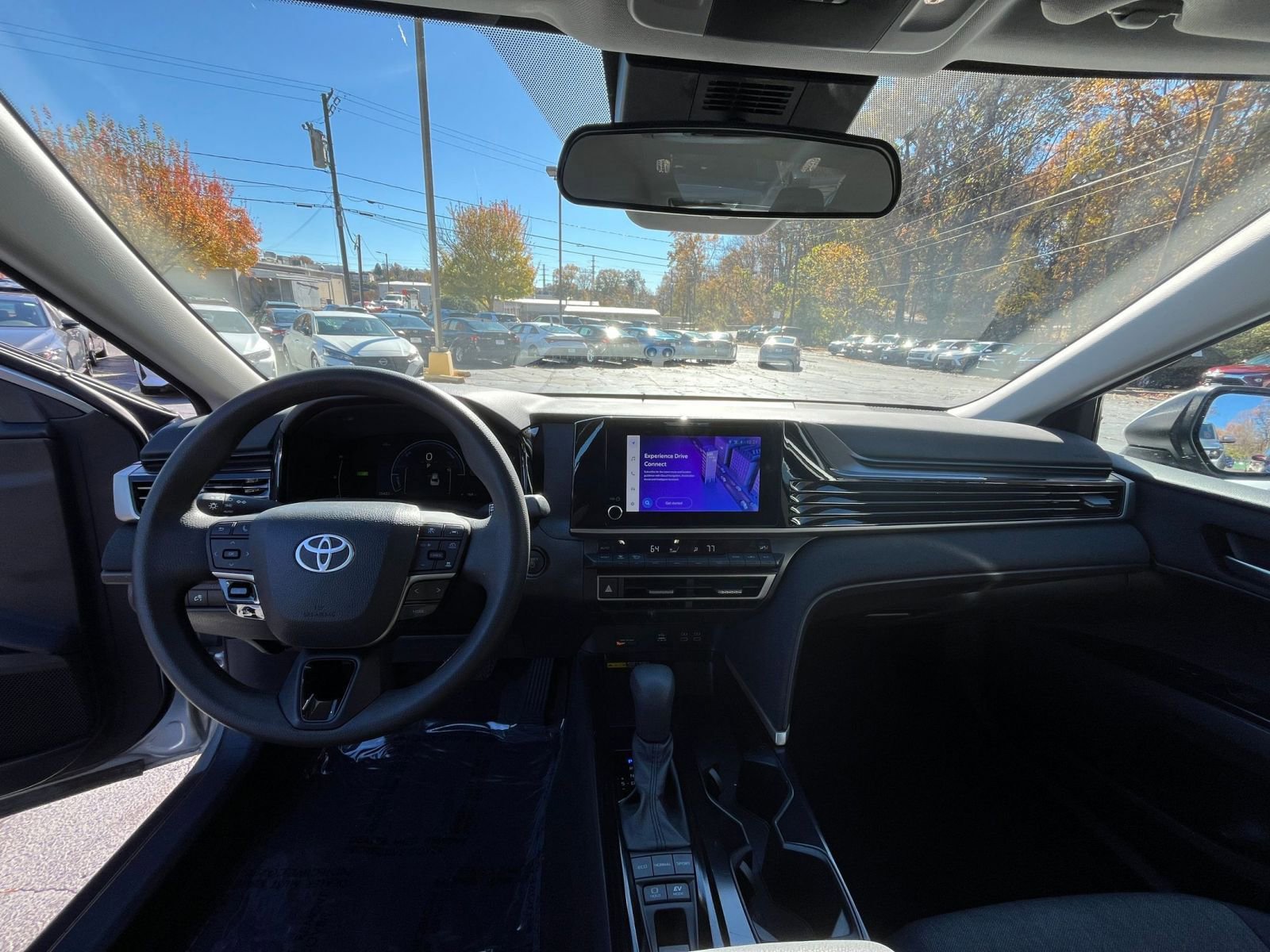 Thumbnail: 2025 Toyota Camry - 31