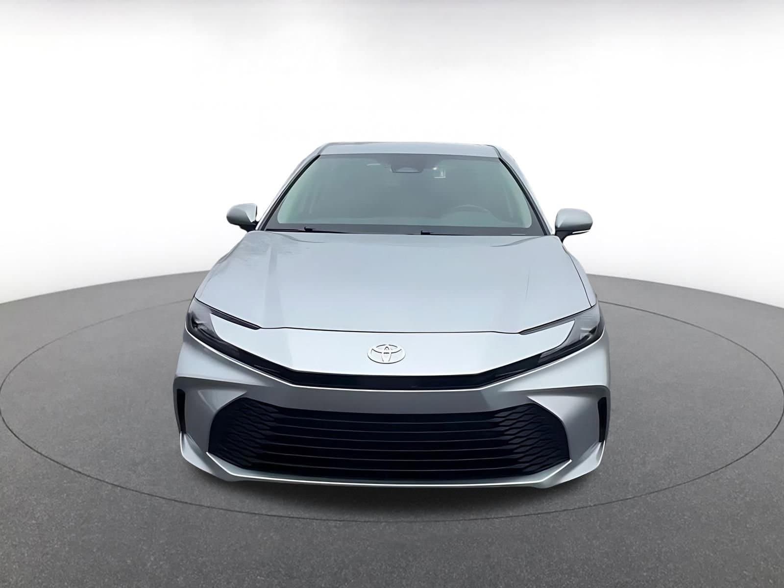 Thumbnail: 2025 Toyota Camry - 4