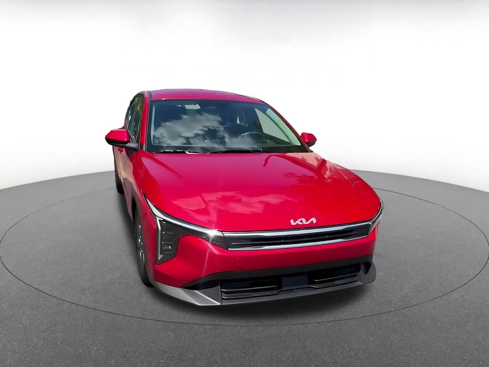Thumbnail: 2025 Kia K4 - 3