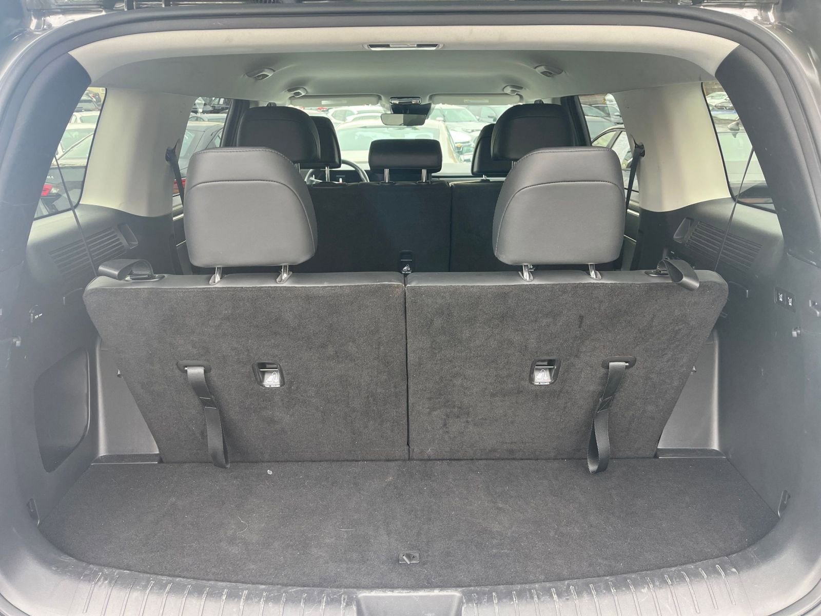 Thumbnail: 2025 Hyundai Santa Fe - 27