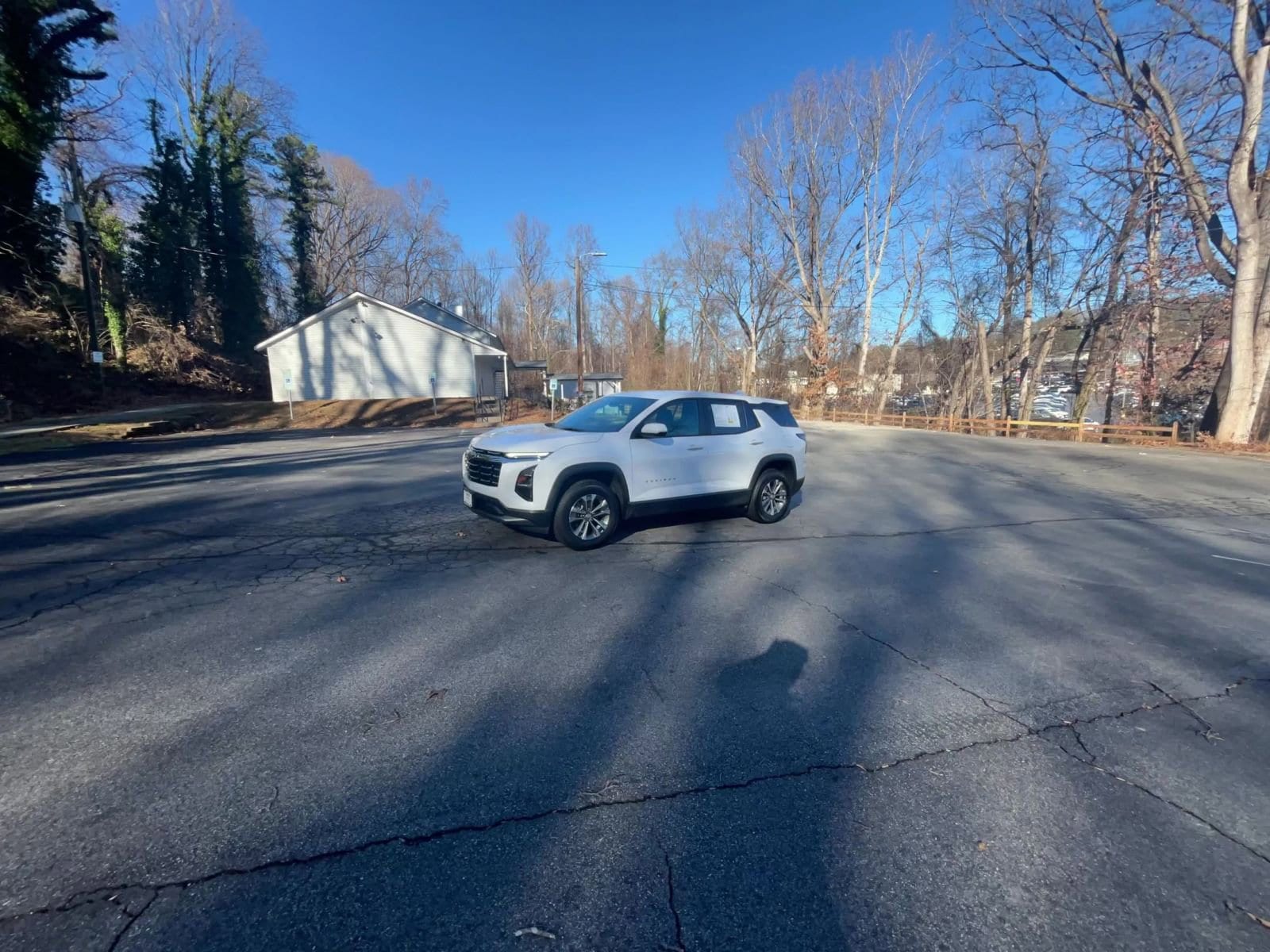 Thumbnail: 2025 Chevrolet Equinox - 16