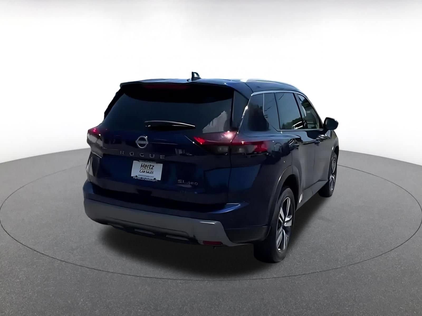 Thumbnail: 2026 Nissan Rogue - 14
