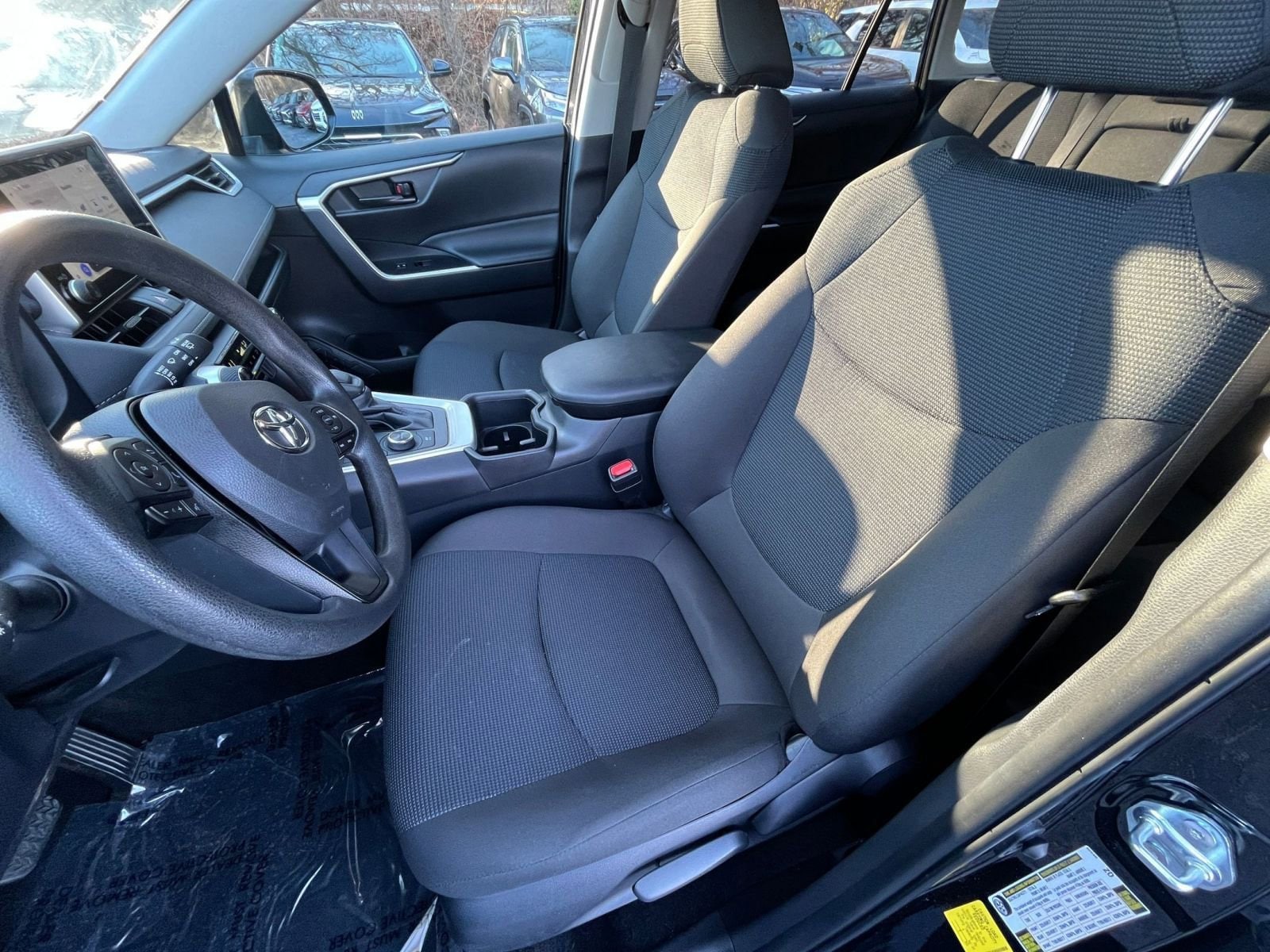 Thumbnail: 2025 Toyota RAV4 - 30