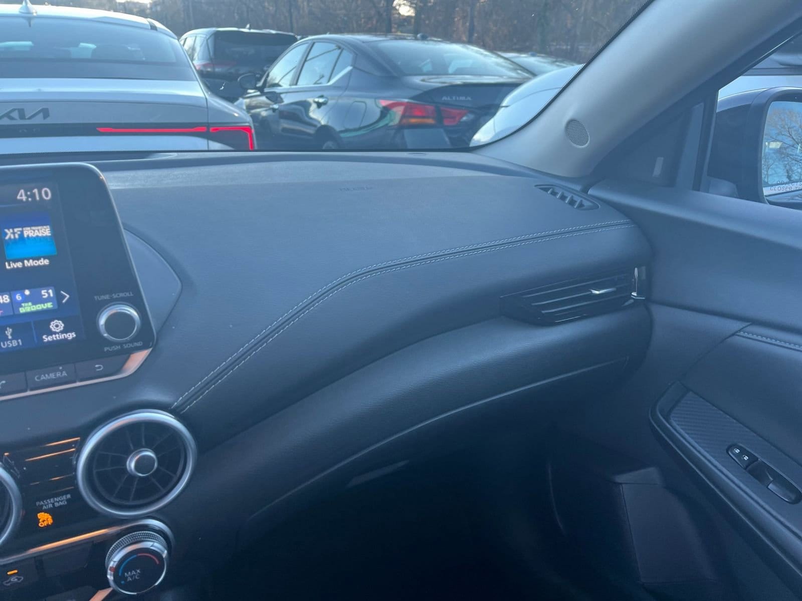 Thumbnail: 2025 Nissan Sentra - 29