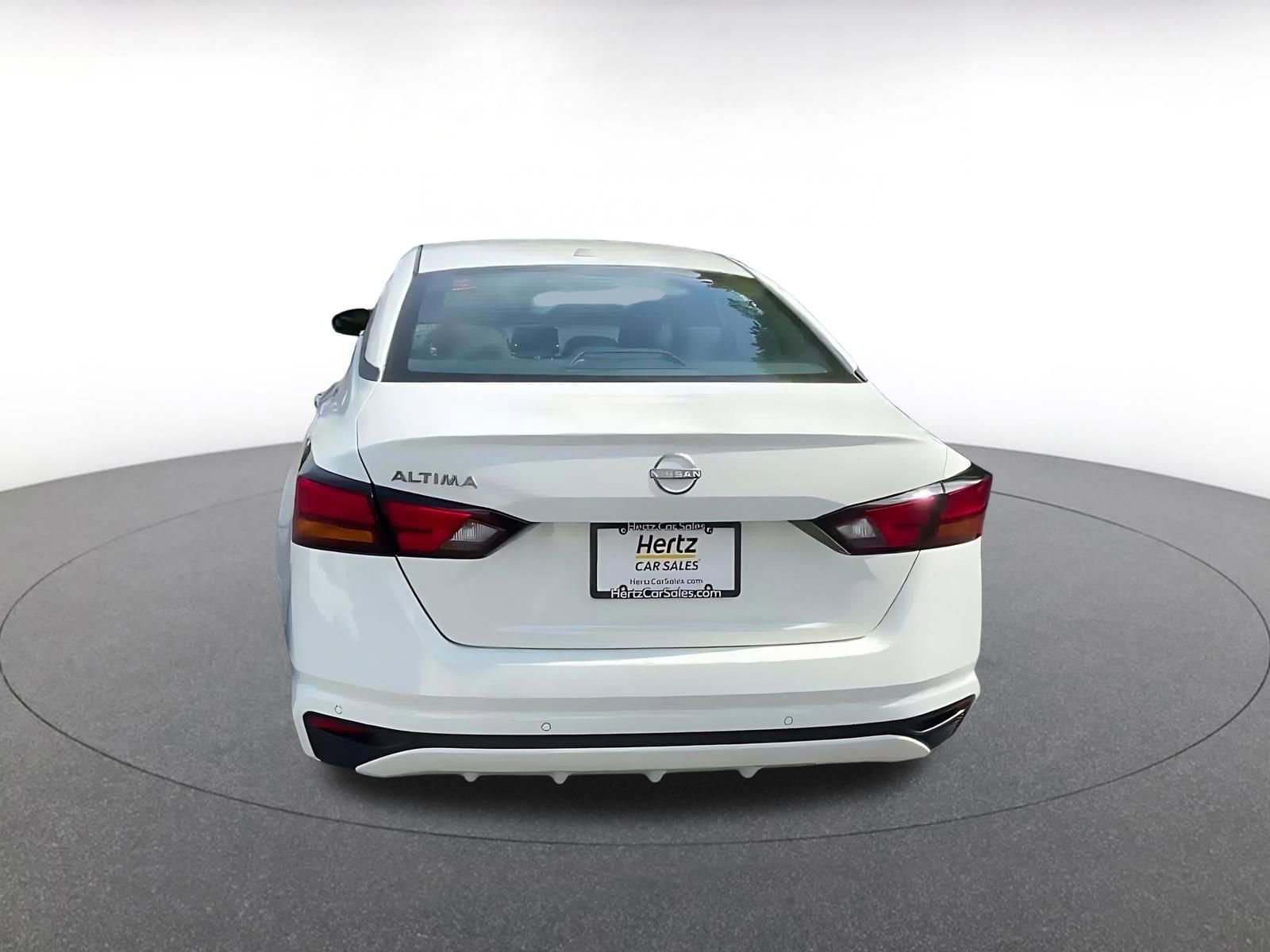 Thumbnail: 2025 Nissan Altima - 12