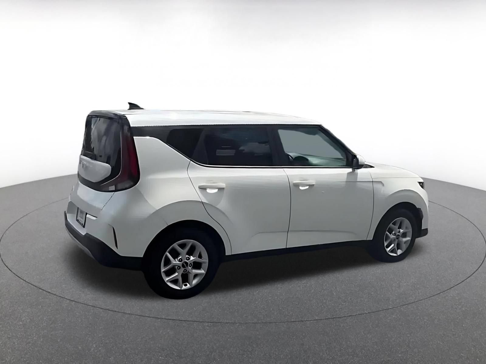 Thumbnail: 2025 Kia Soul - 15