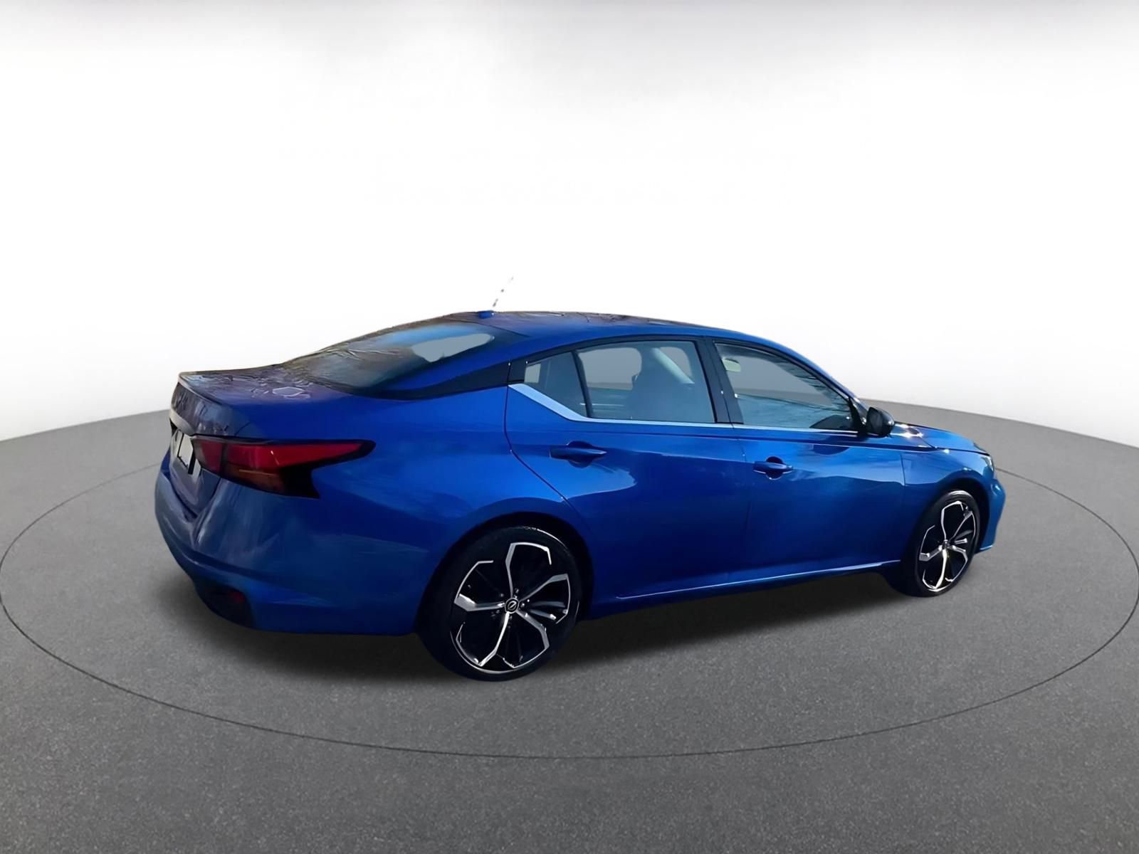 Thumbnail: 2025 Nissan Altima - 14