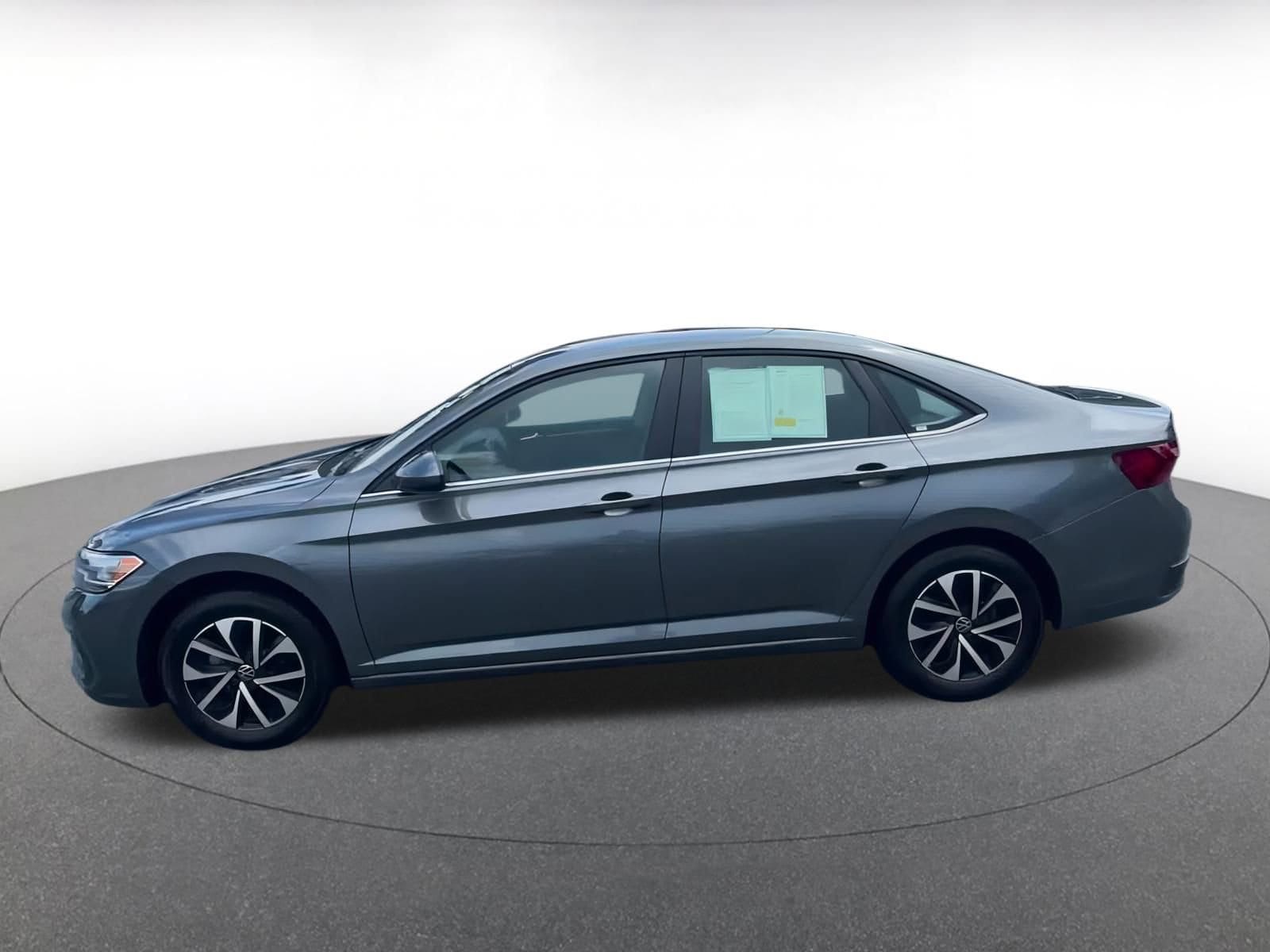 Thumbnail: 2024 Volkswagen Jetta - 10