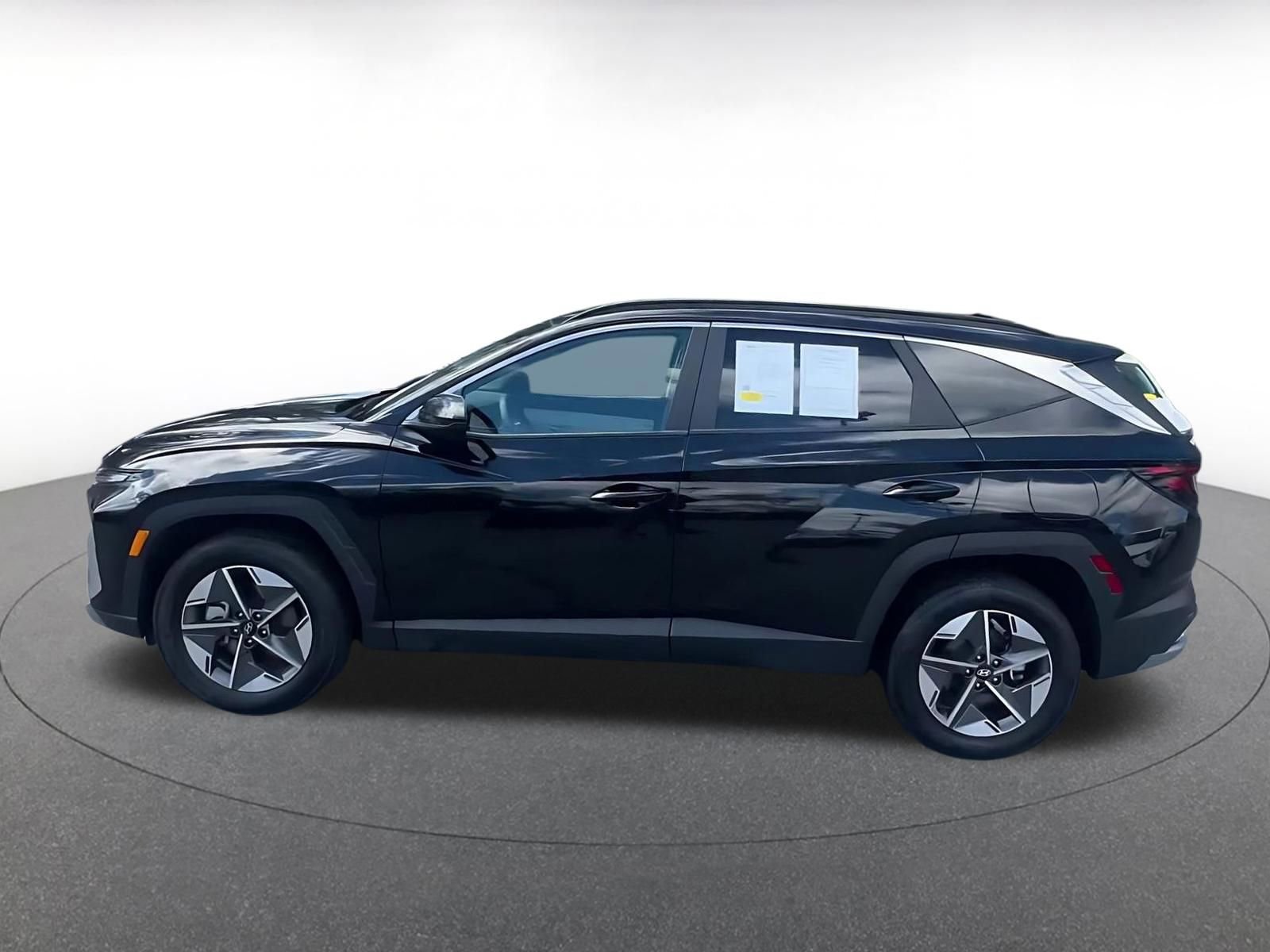 Thumbnail: 2025 Hyundai Tucson - 9