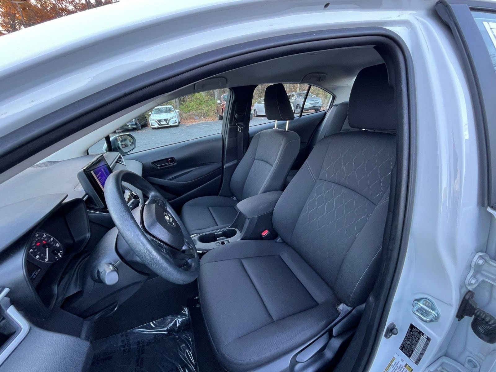 Thumbnail: 2025 Toyota Corolla - 32