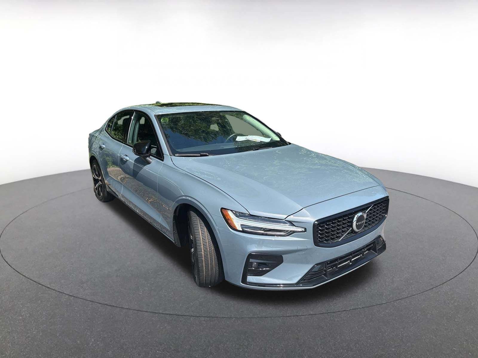 Thumbnail: 2024 Volvo S60 - 2