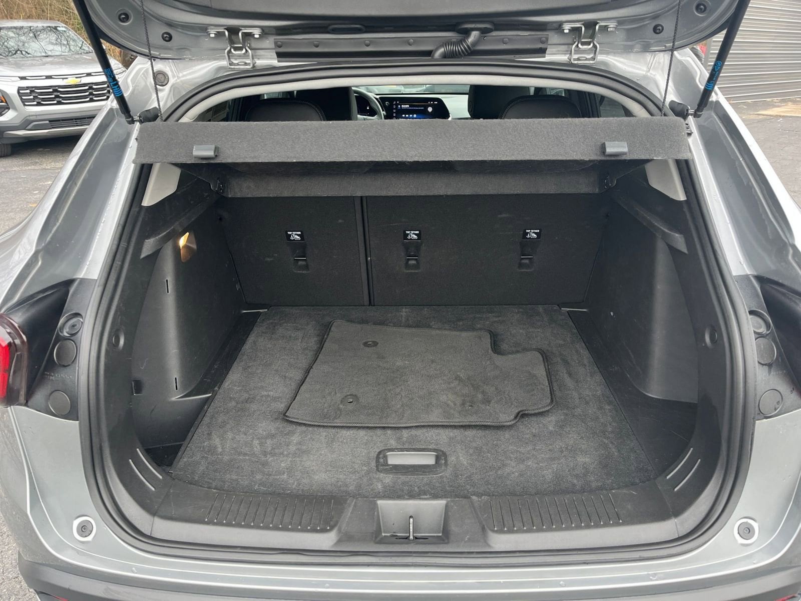 Thumbnail: 2025 Chevrolet Trax - 24