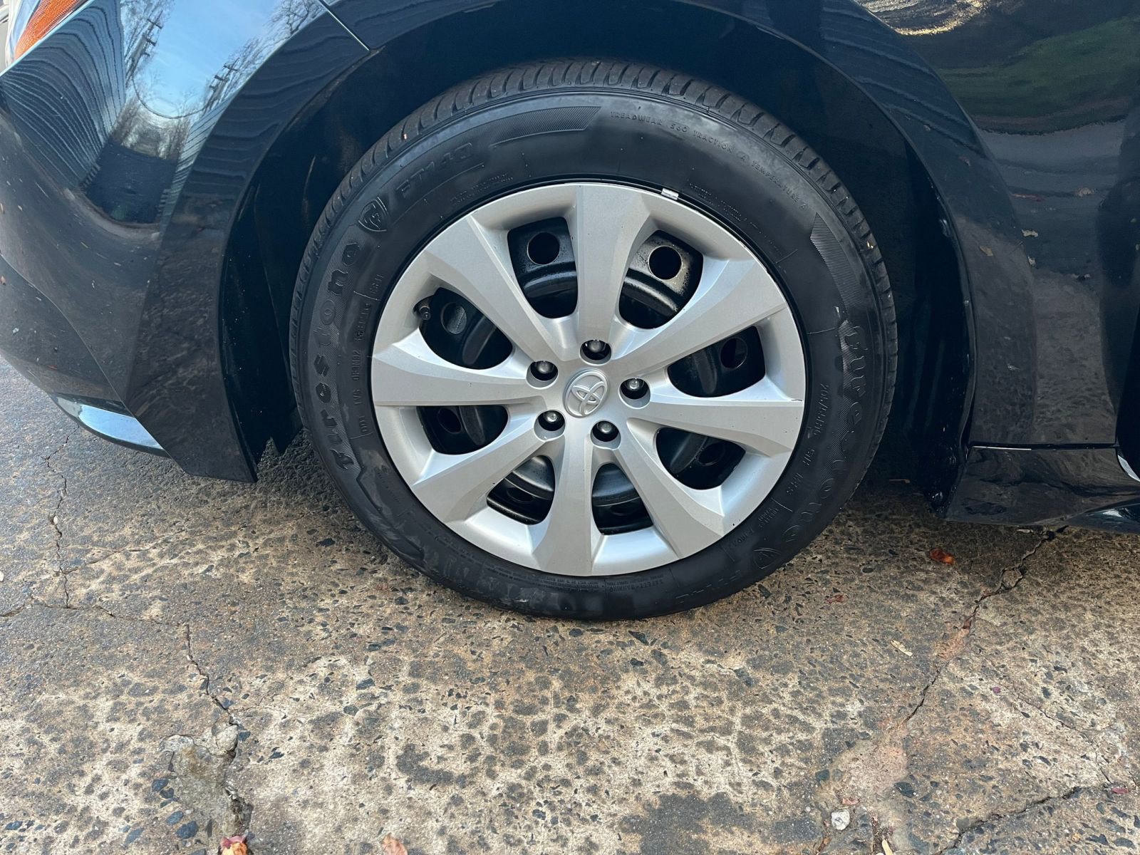 Thumbnail: 2025 Toyota Corolla - 24