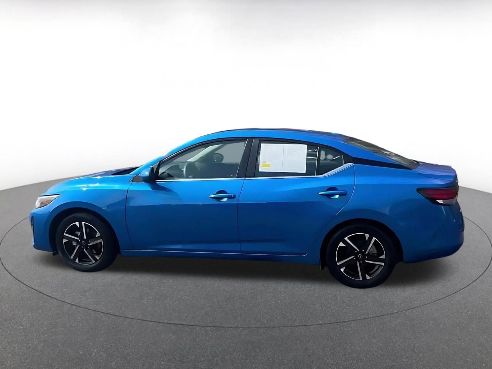 Thumbnail: 2025 Nissan Sentra - 9