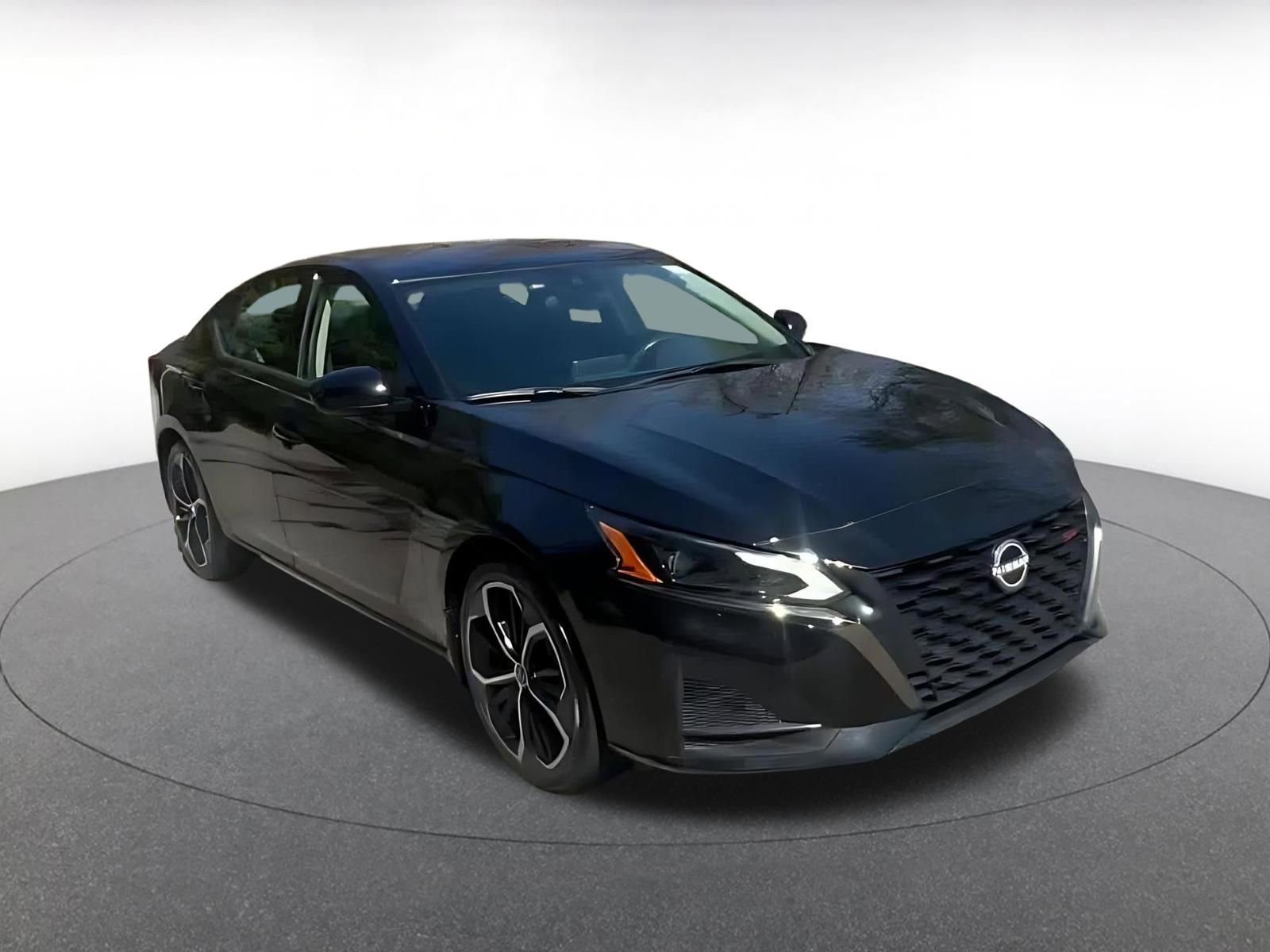 Thumbnail: 2025 Nissan Altima - 3