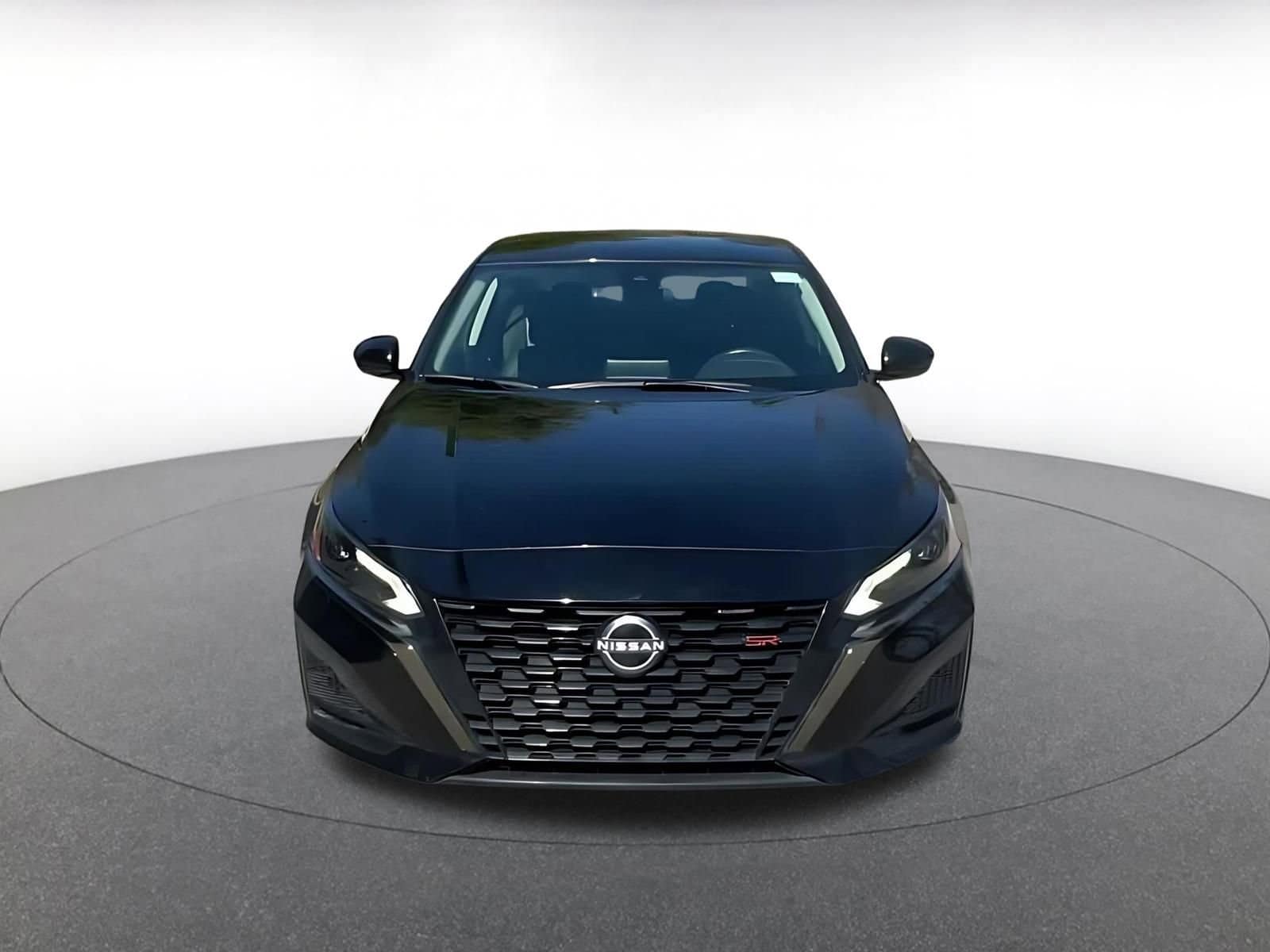 Thumbnail: 2025 Nissan Altima - 4