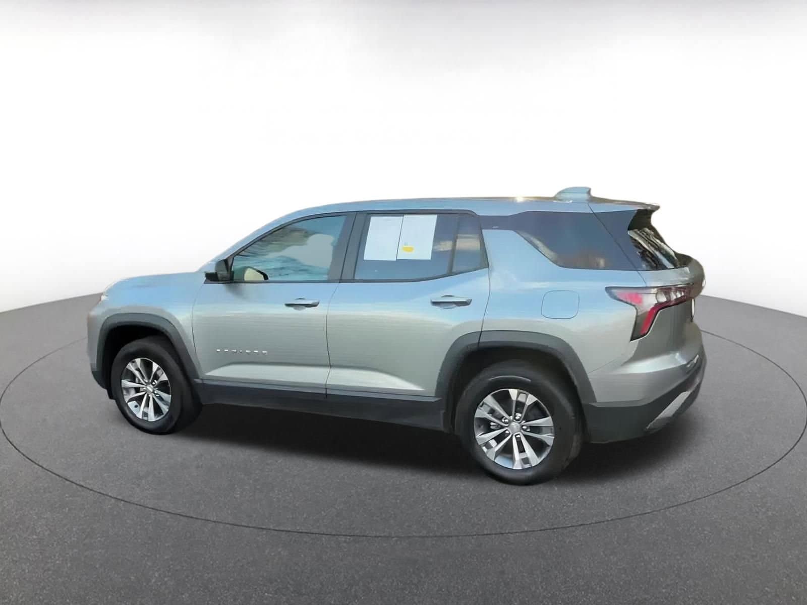 Thumbnail: 2025 Chevrolet Equinox - 10