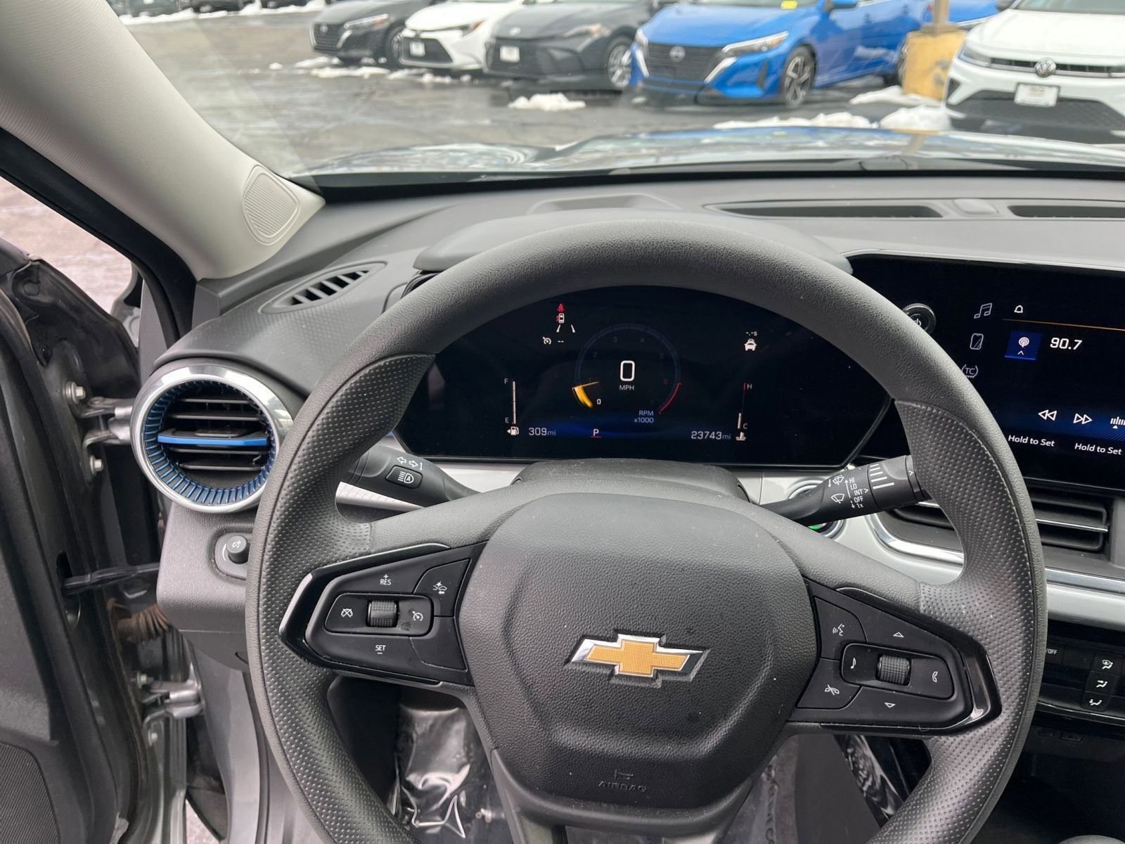 Thumbnail: 2025 Chevrolet Trax - 29