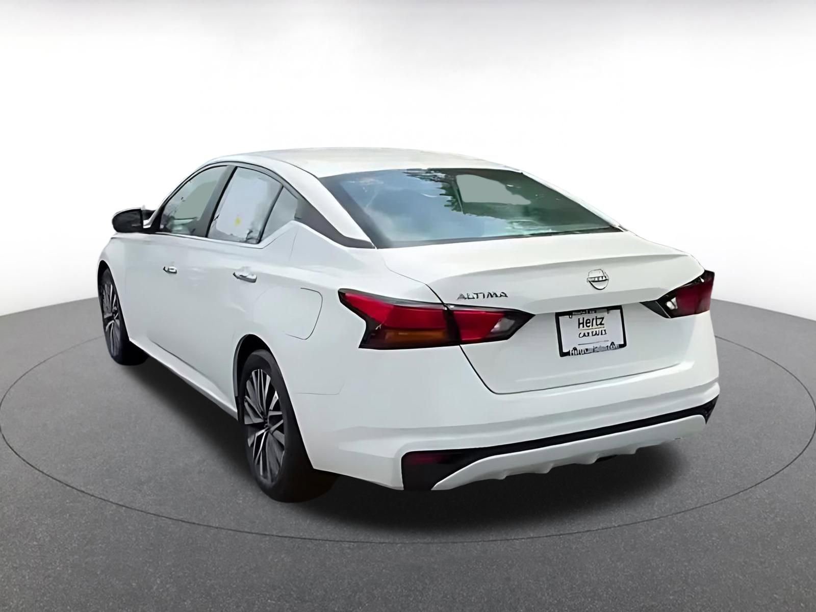Thumbnail: 2025 Nissan Altima - 11