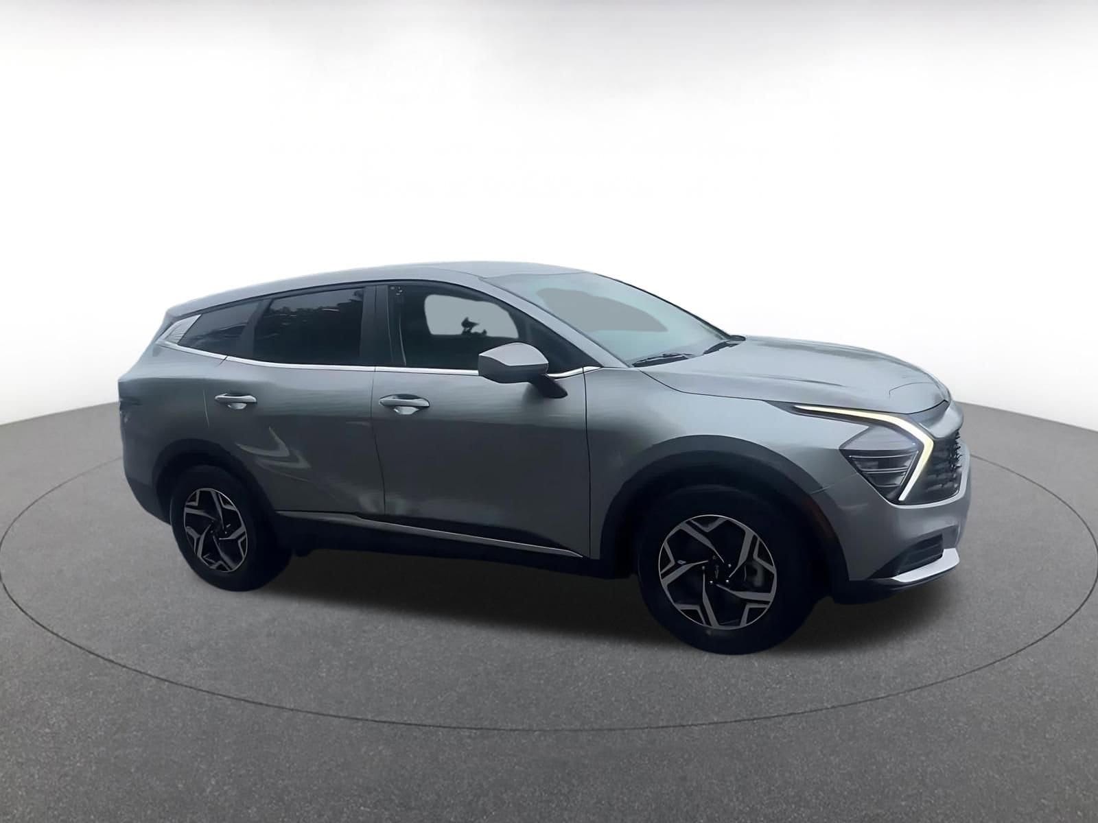 Thumbnail: 2025 Kia Sportage - 2