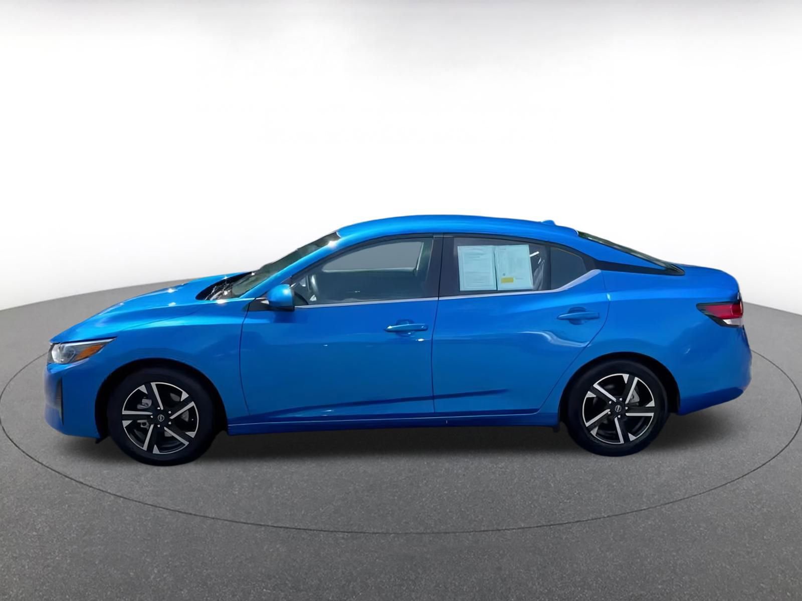 Thumbnail: 2024 Nissan Sentra - 10