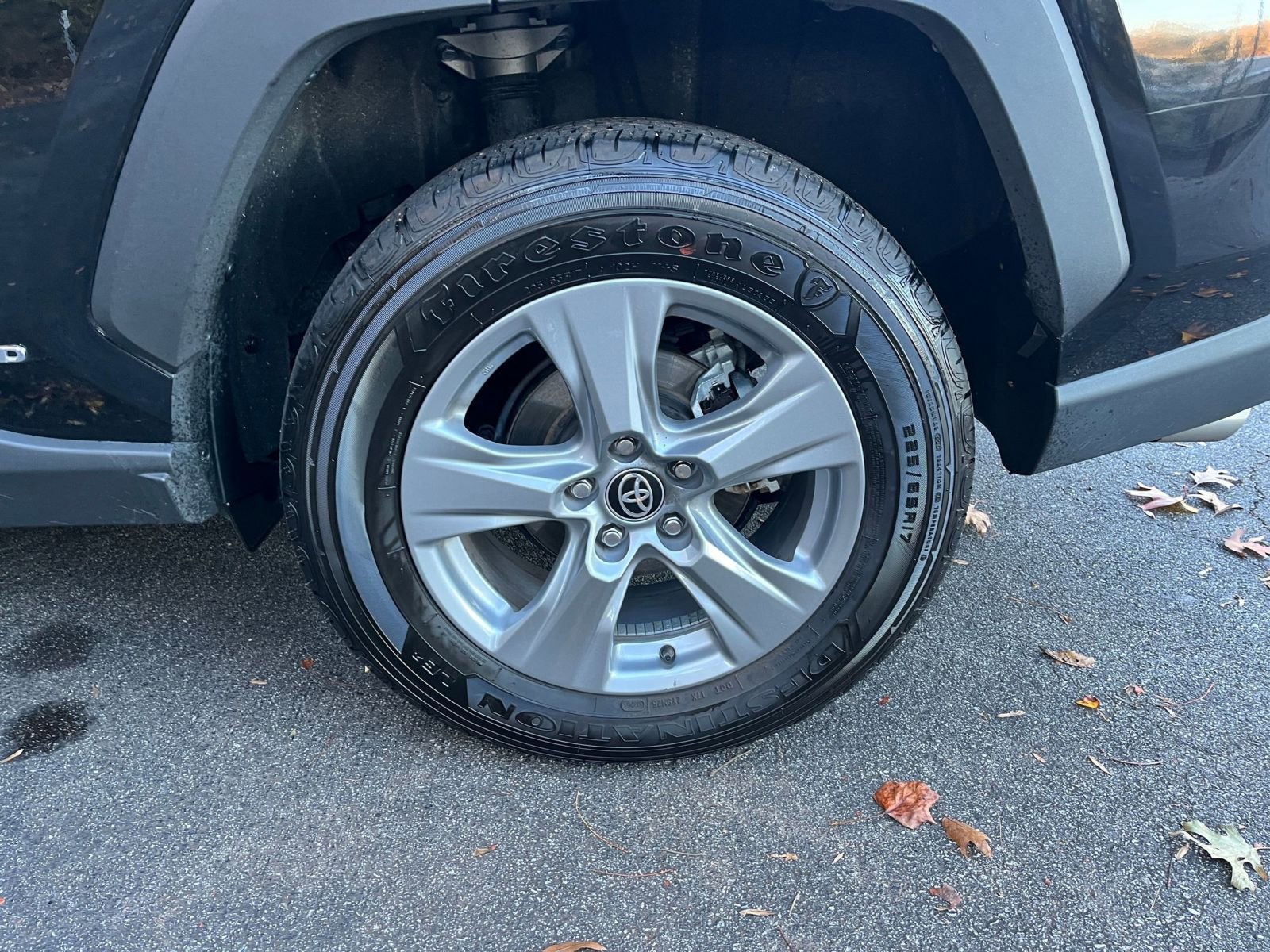 Thumbnail: 2025 Toyota RAV4 - 25