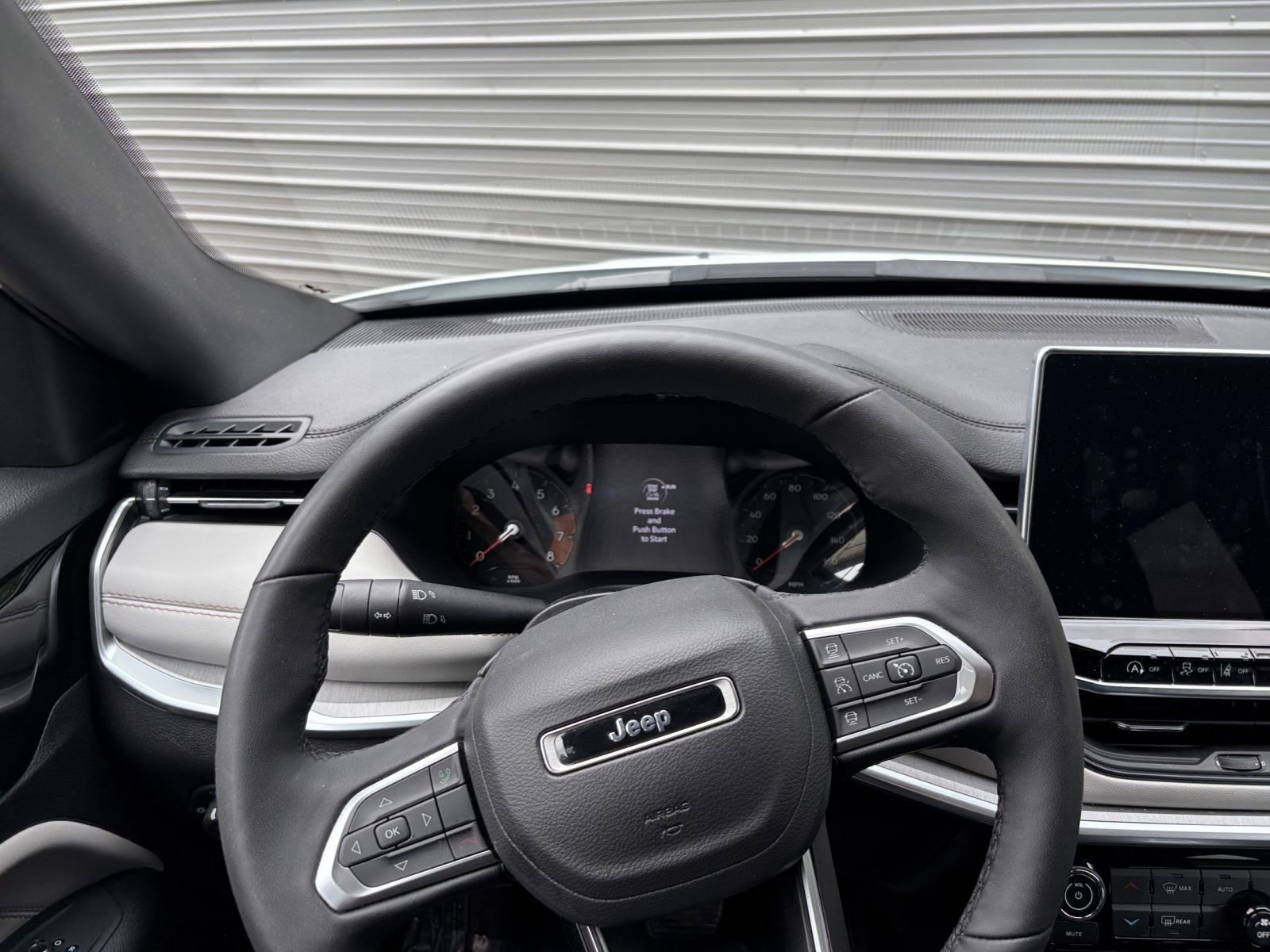Thumbnail: 2025 Jeep Compass - 29