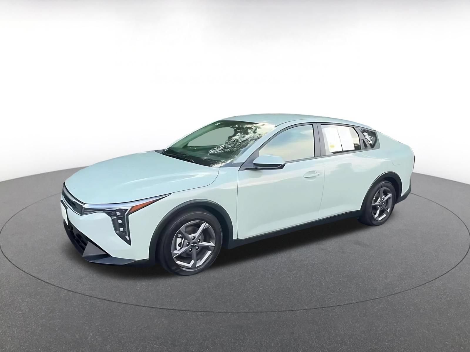 Thumbnail: 2026 Kia K4 - 8