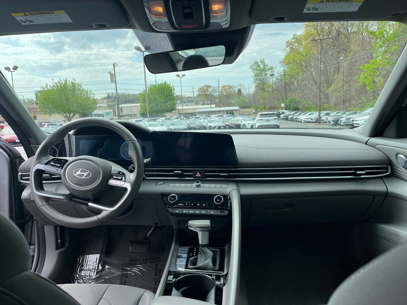 Thumbnail: 2025 Hyundai Elantra - 30