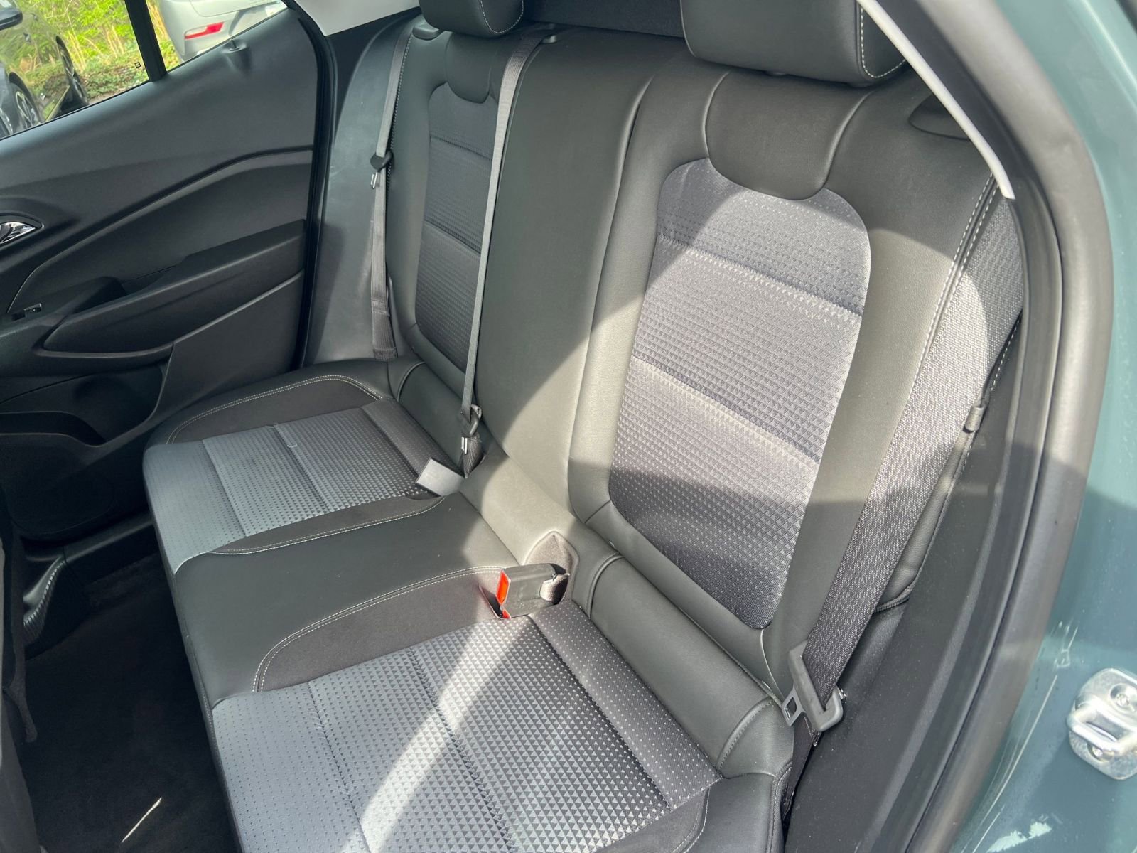 Thumbnail: 2025 Chevrolet Trax - 33