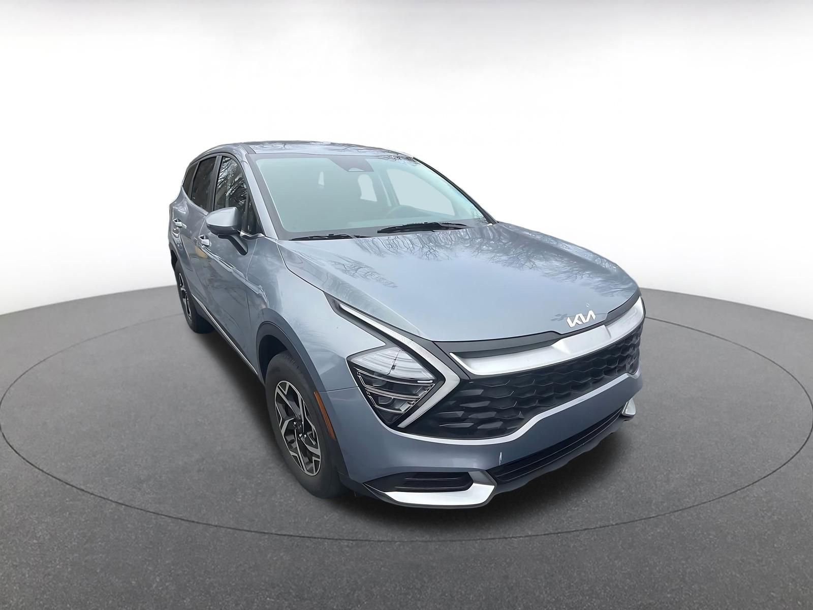 Thumbnail: 2025 Kia Sportage - 4