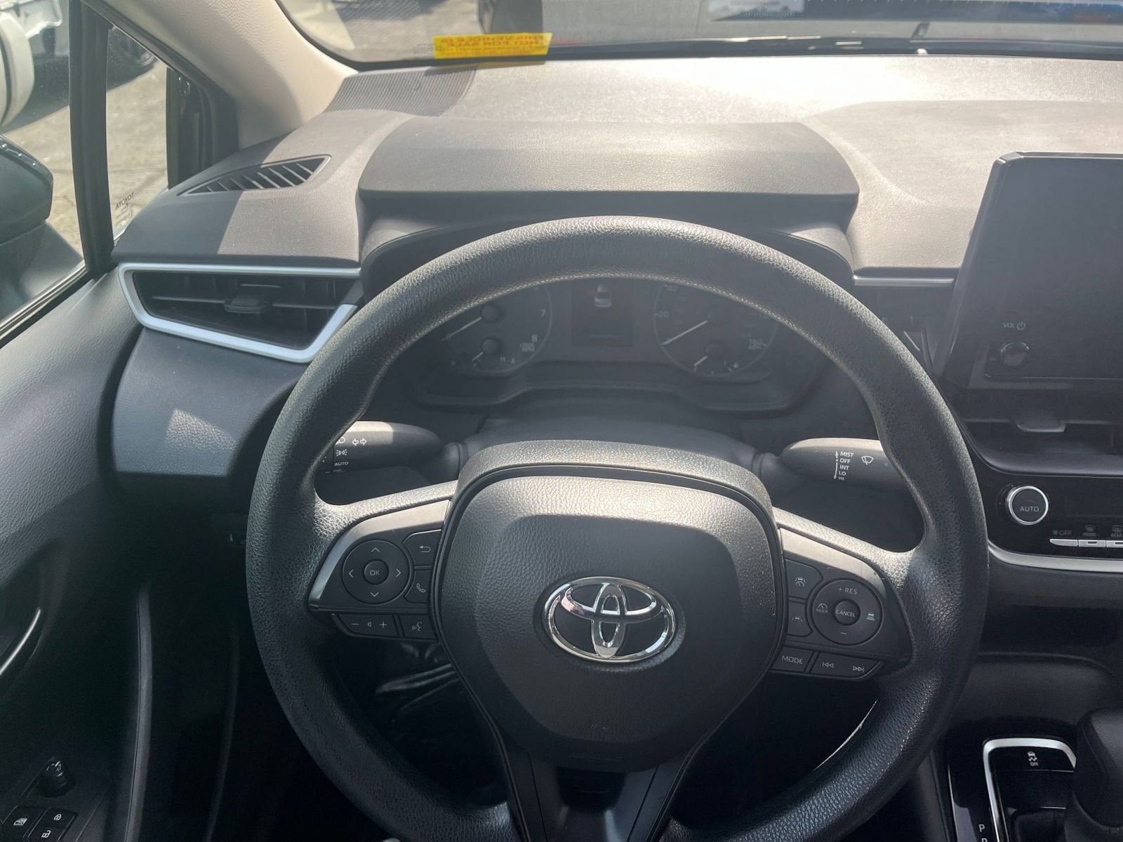 Thumbnail: 2025 Toyota Corolla - 29