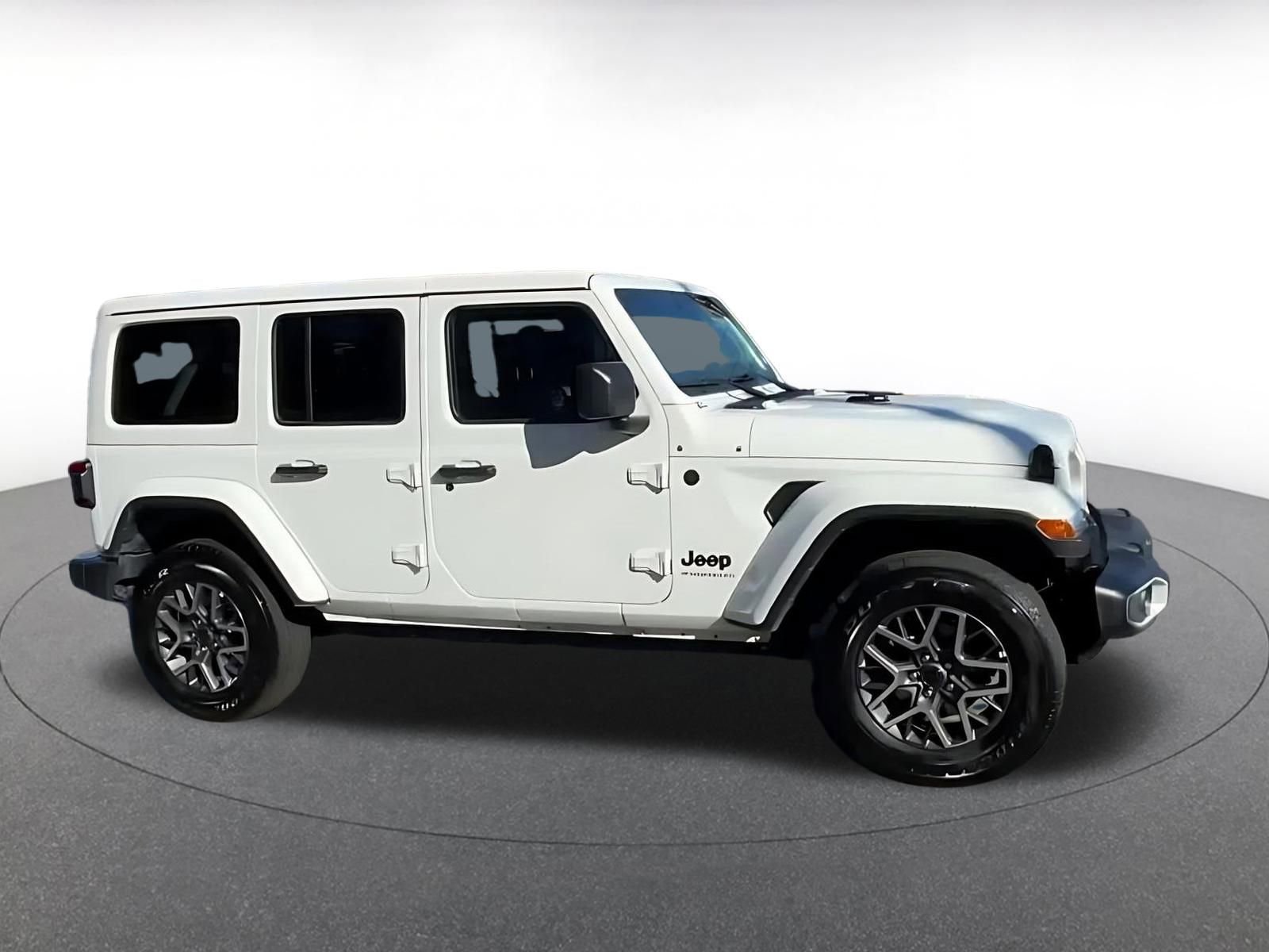 Thumbnail: 2025 Jeep Wrangler - 12