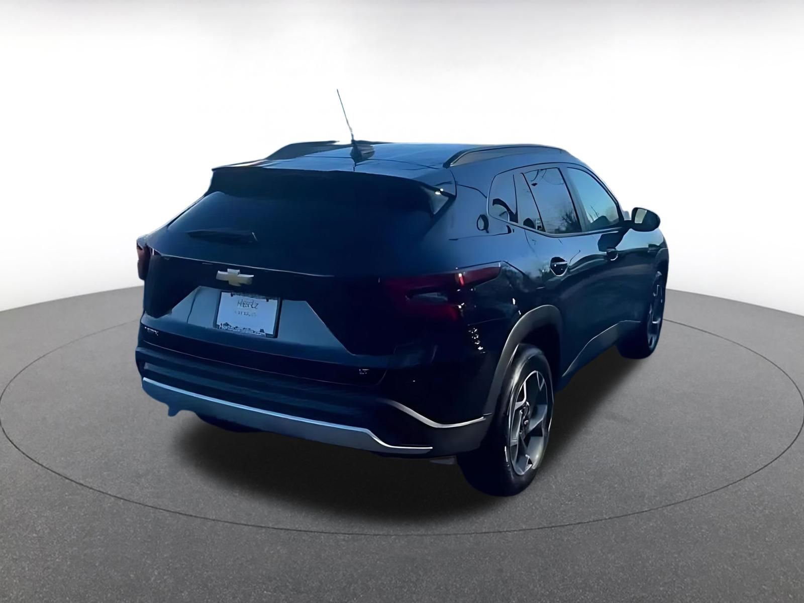 Thumbnail: 2025 Chevrolet Trax - 14