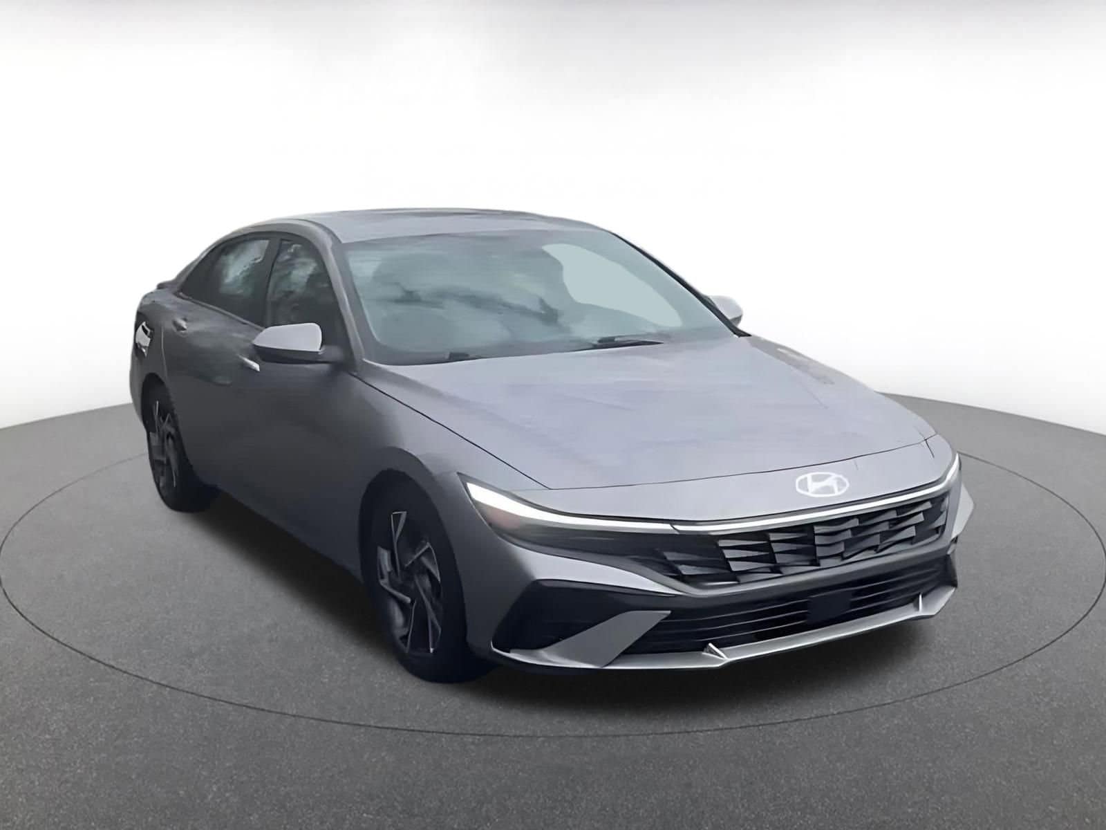 Thumbnail: 2025 Hyundai Elantra - 3