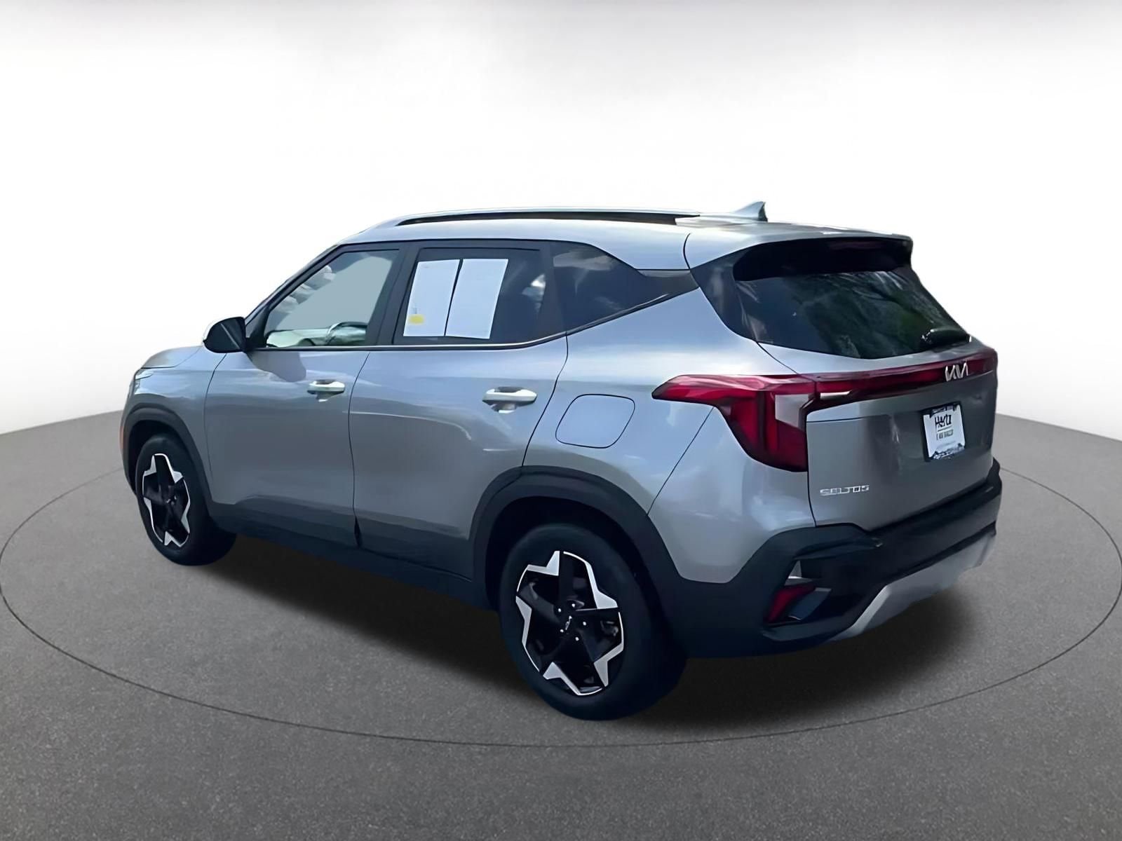 Thumbnail: 2025 Kia Seltos - 11