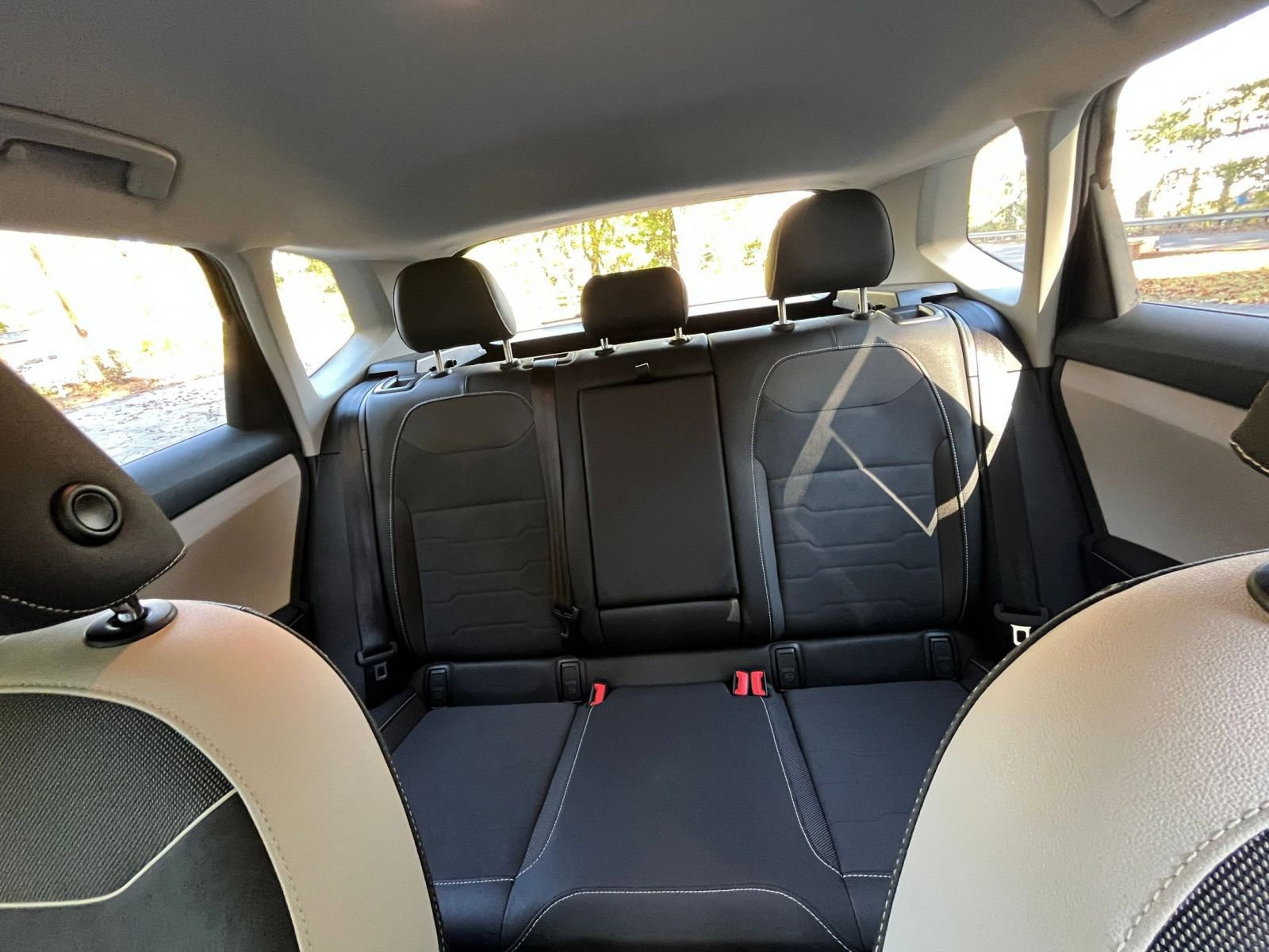 Thumbnail: 2025 Volkswagen Taos - 34