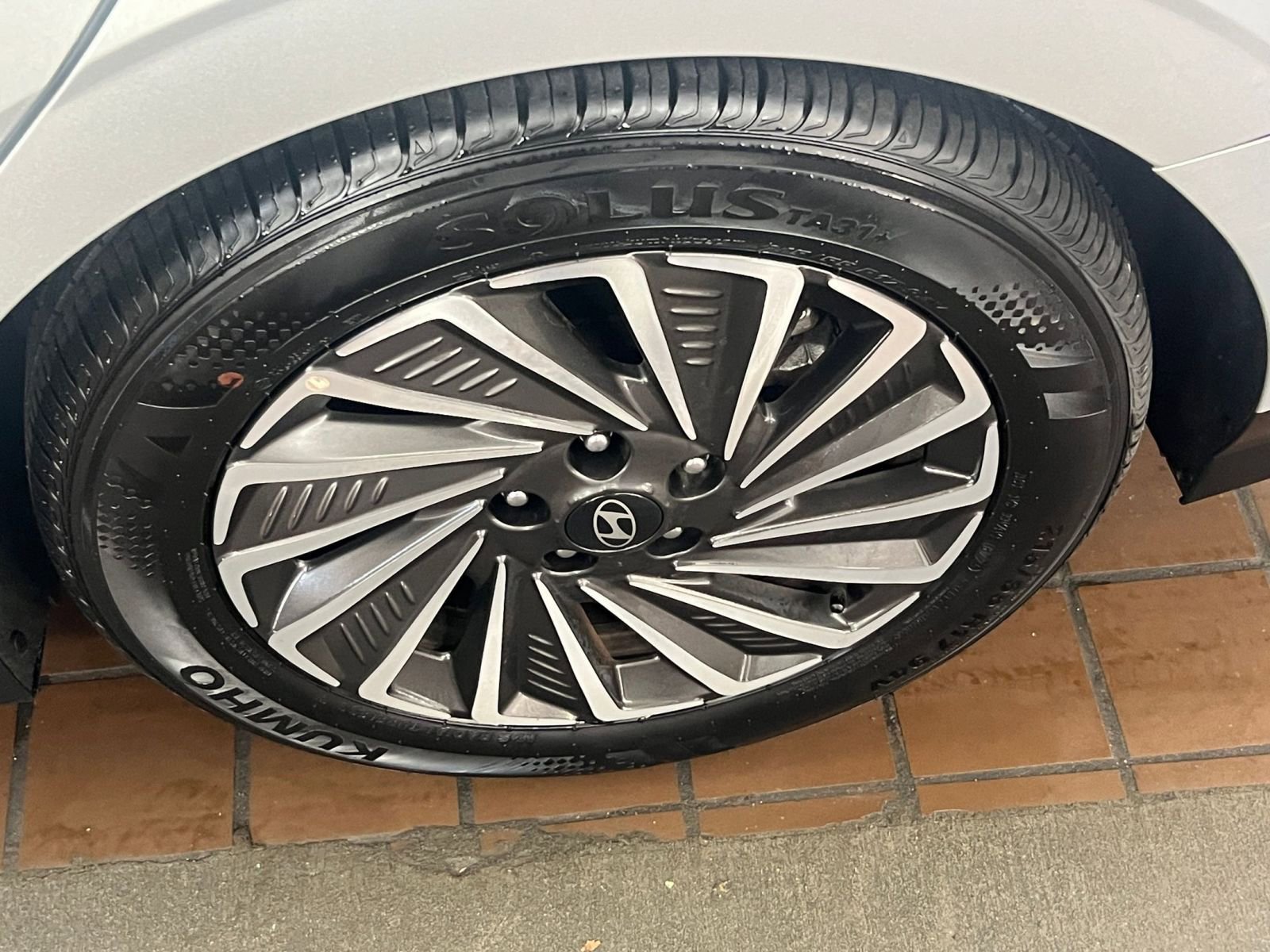 Thumbnail: 2025 Hyundai Sonata - 25