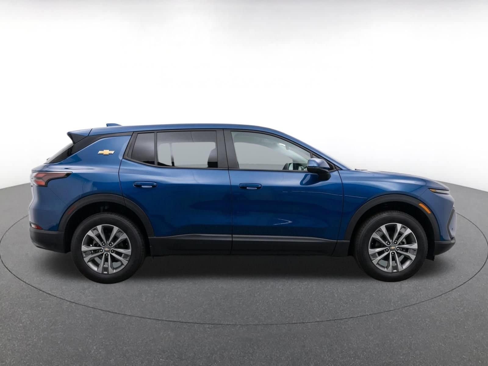 Thumbnail: 2025 Chevrolet Equinox - 8