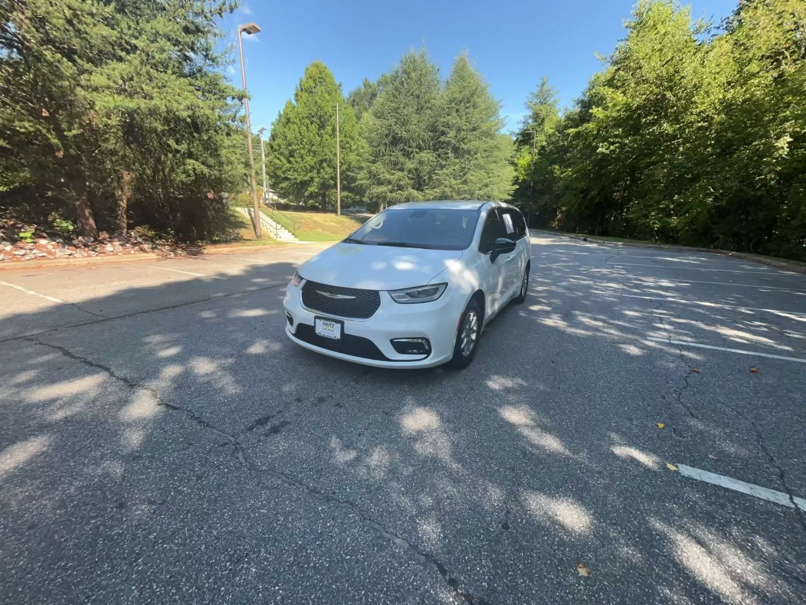 Thumbnail: 2024 Chrysler Pacifica - 6