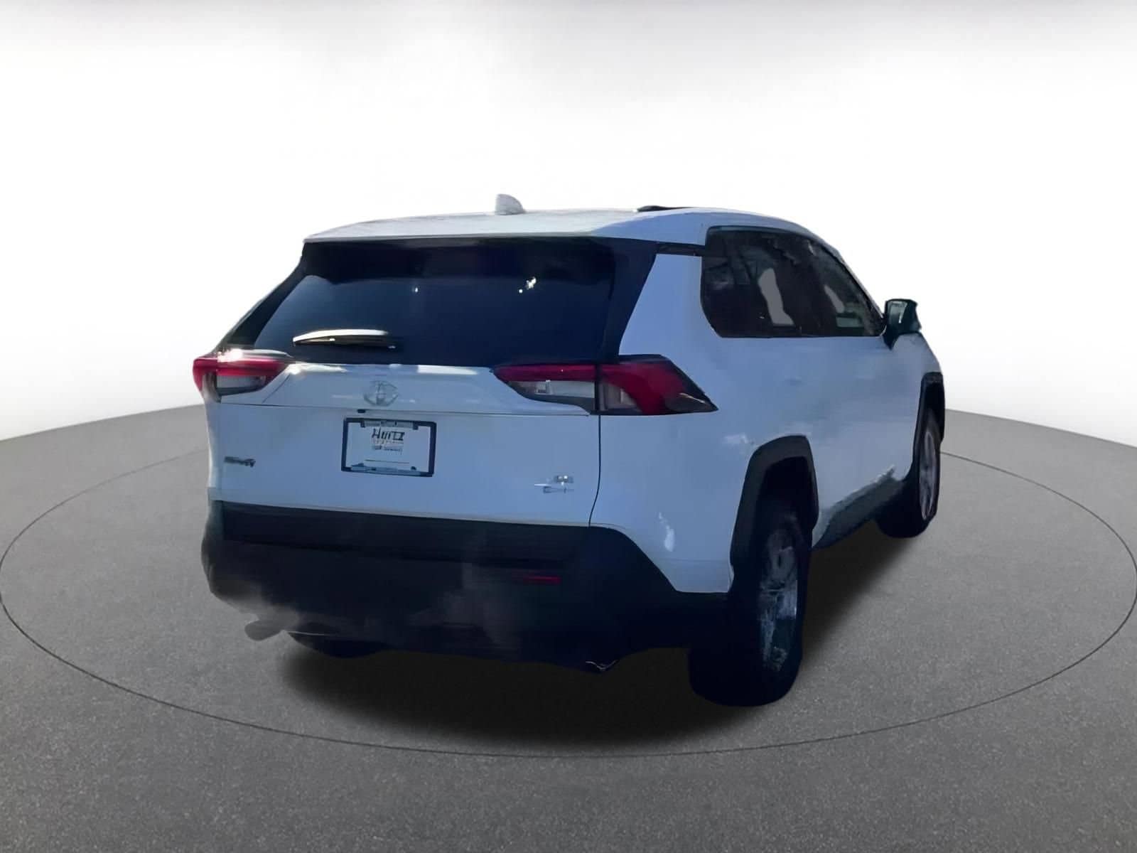 Thumbnail: 2025 Toyota RAV4 - 14