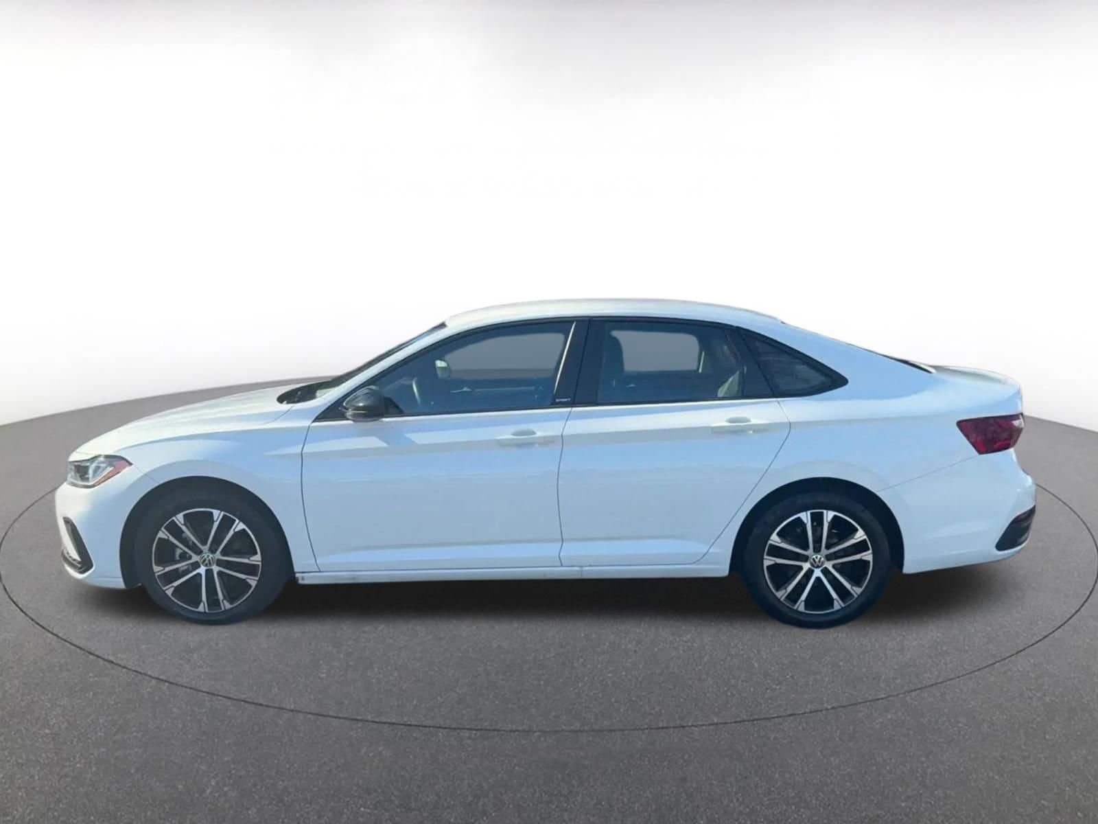 Thumbnail: 2025 Volkswagen Jetta - 8