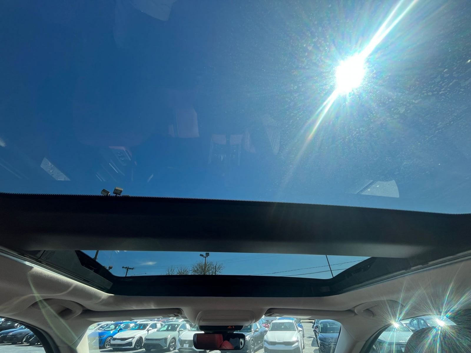 Thumbnail: 2025 Mazda CX-50 - 24