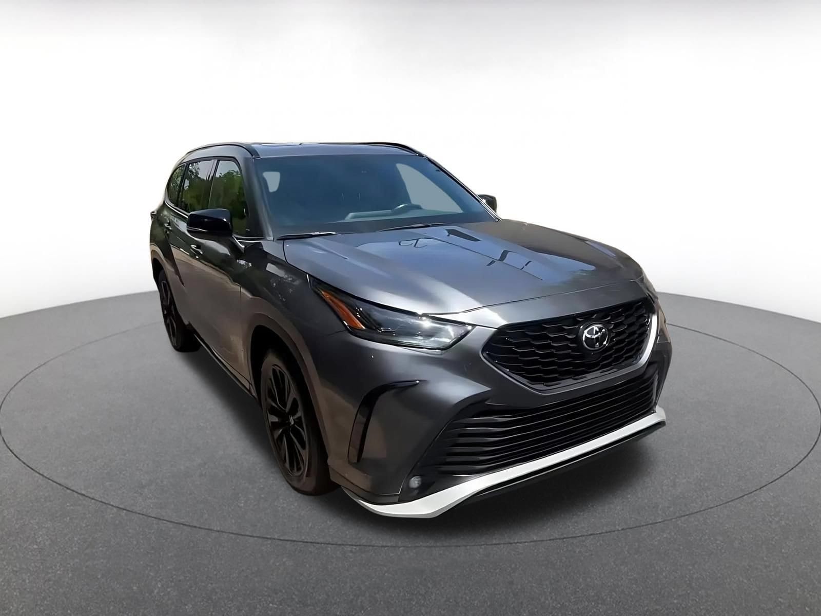 Thumbnail: 2025 Toyota Highlander - 3